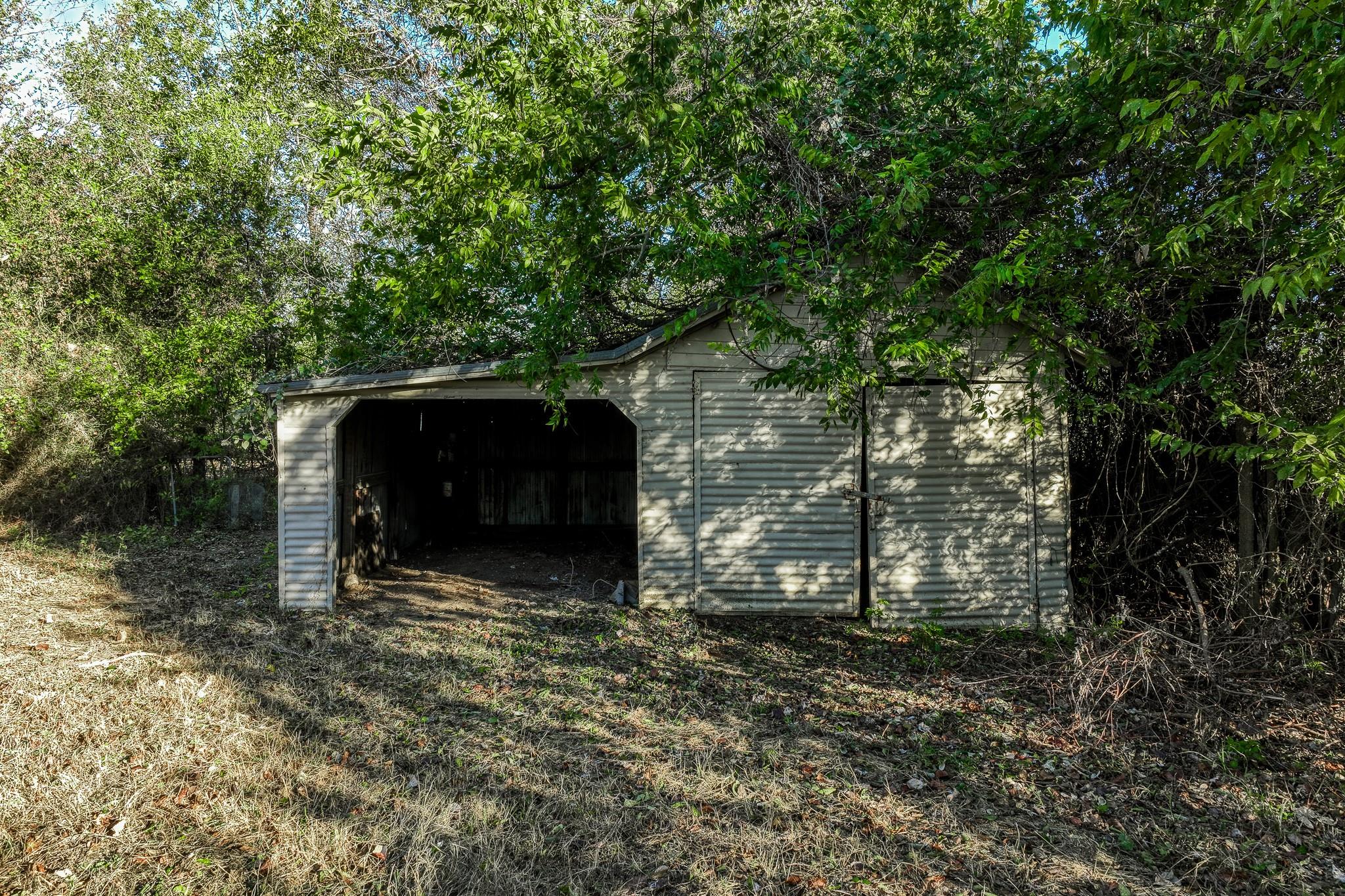 2701 S Market Street