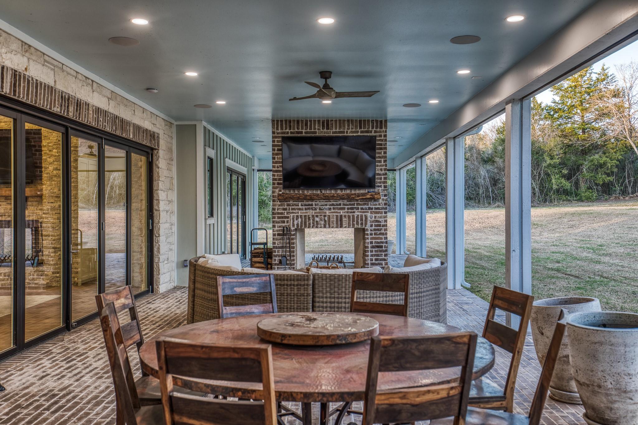 10247 Wooded Reserve Court