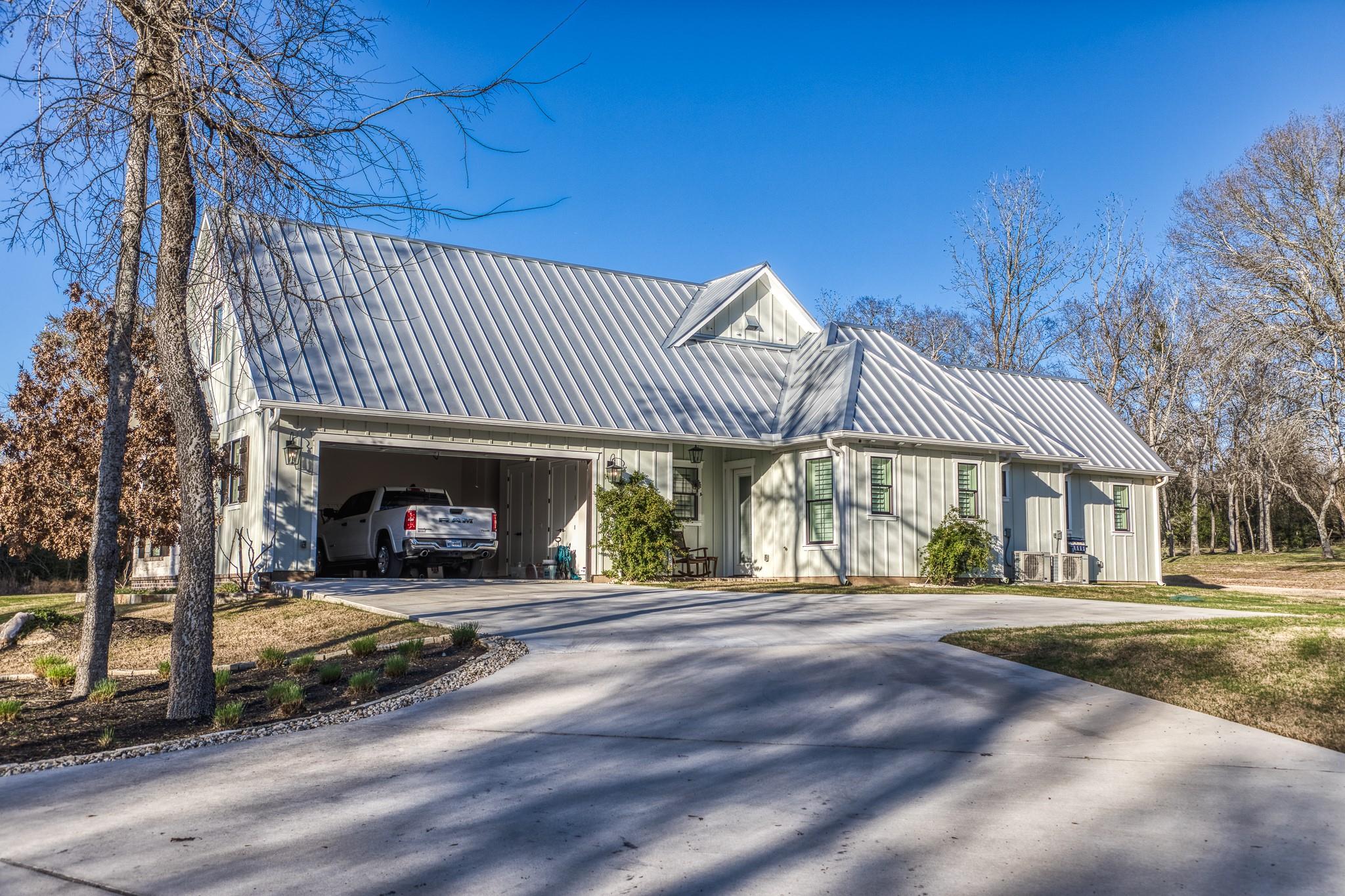 10247 Wooded Reserve Court