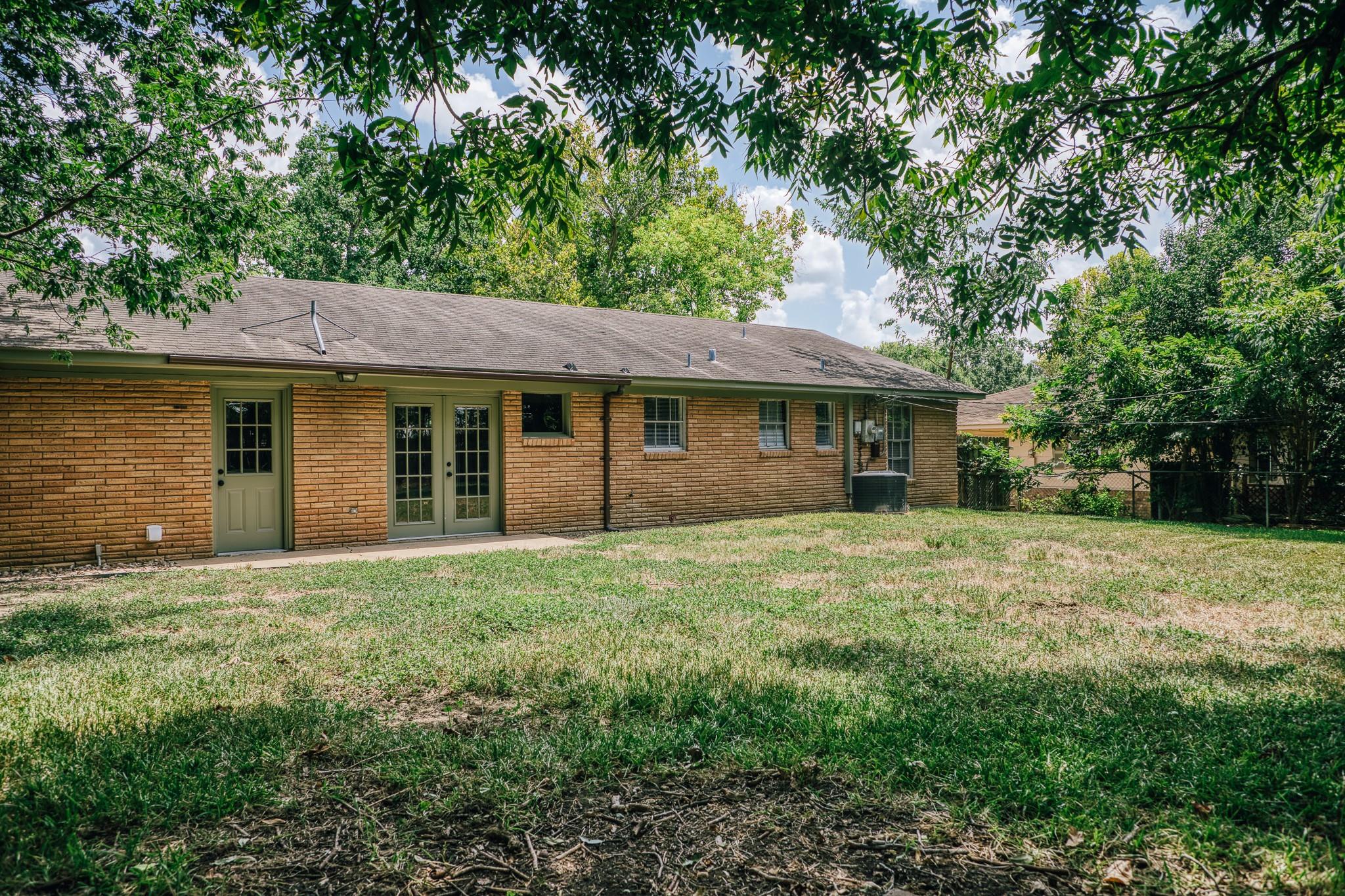 2414 Airline Drive