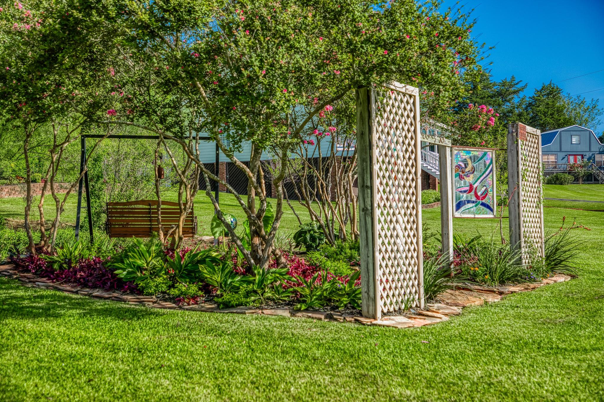 8077 Valley Drive