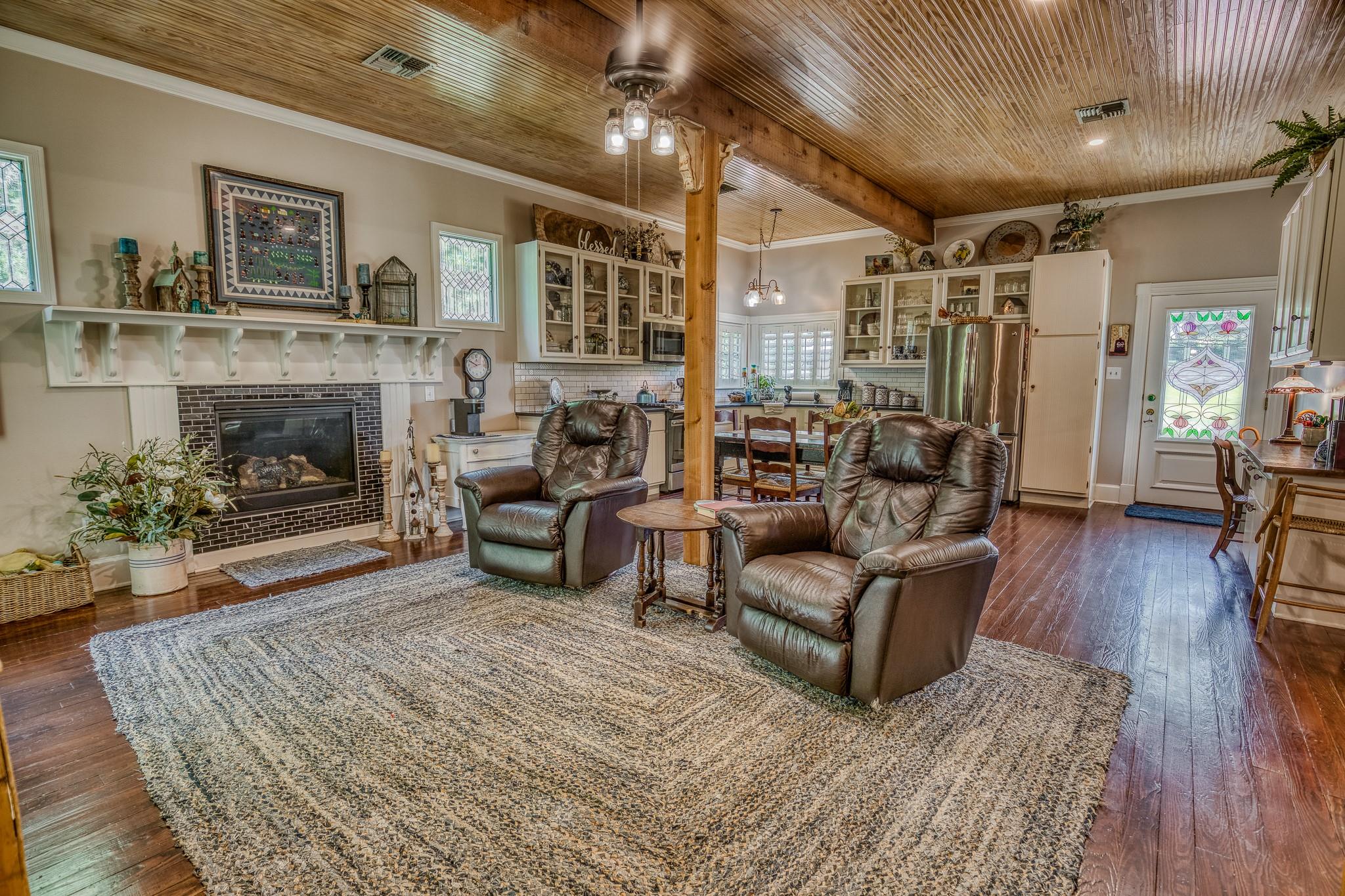 8077 Valley Drive