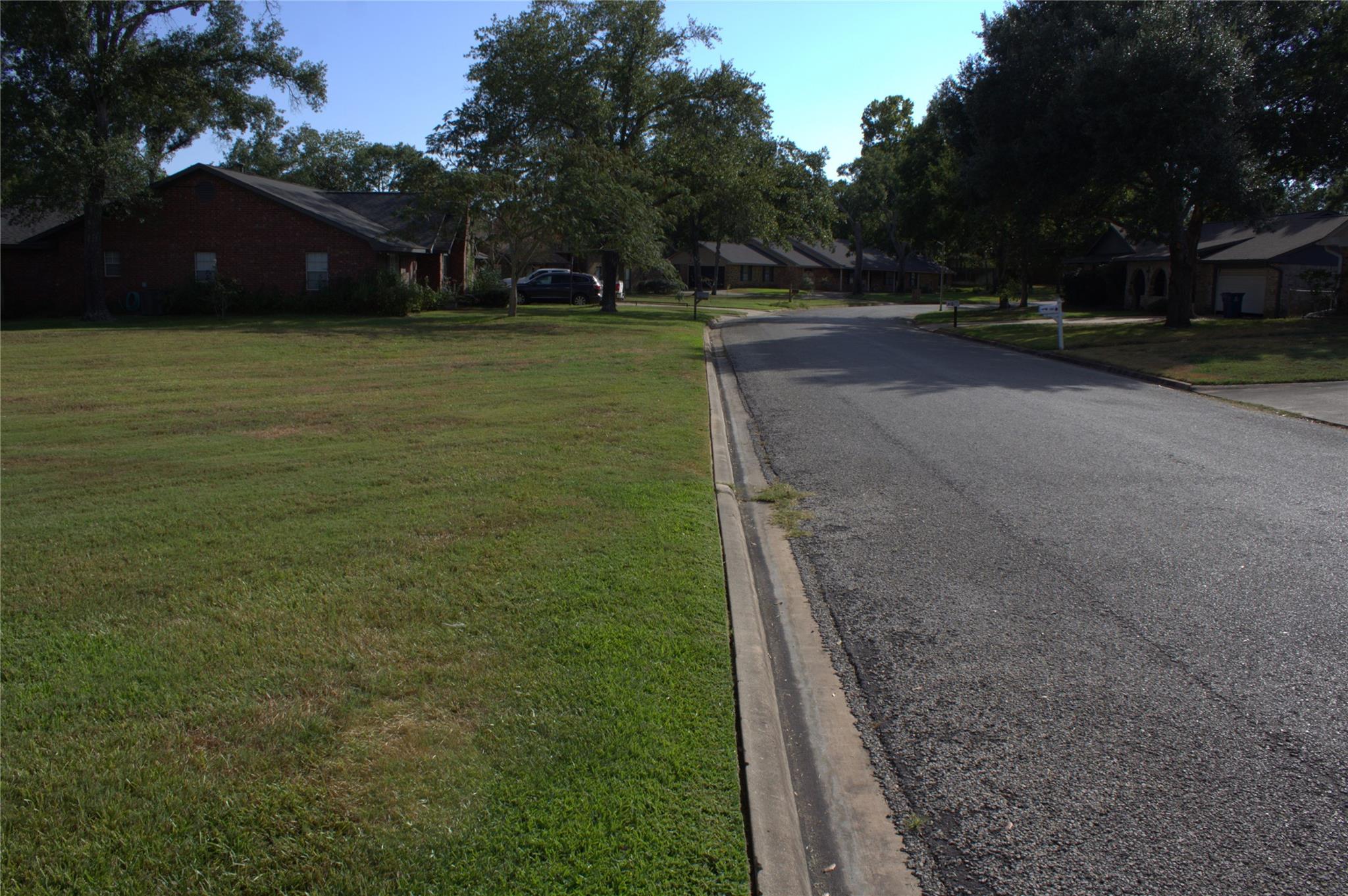 207 Briarwood Drive
