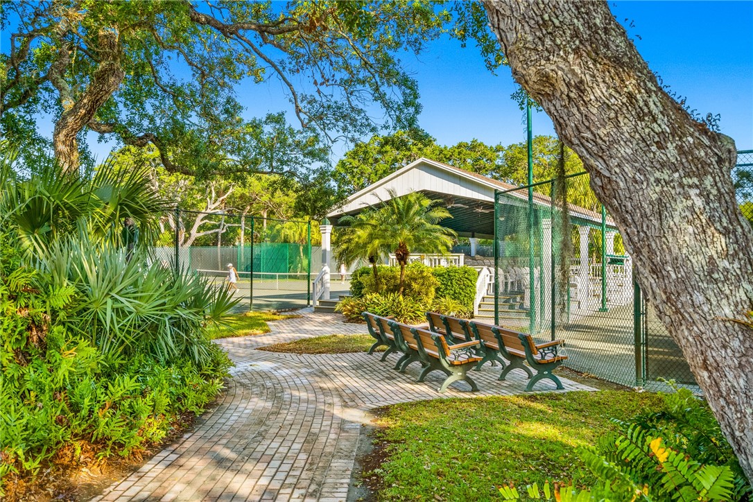 1275 Winding Oaks Circle E 702