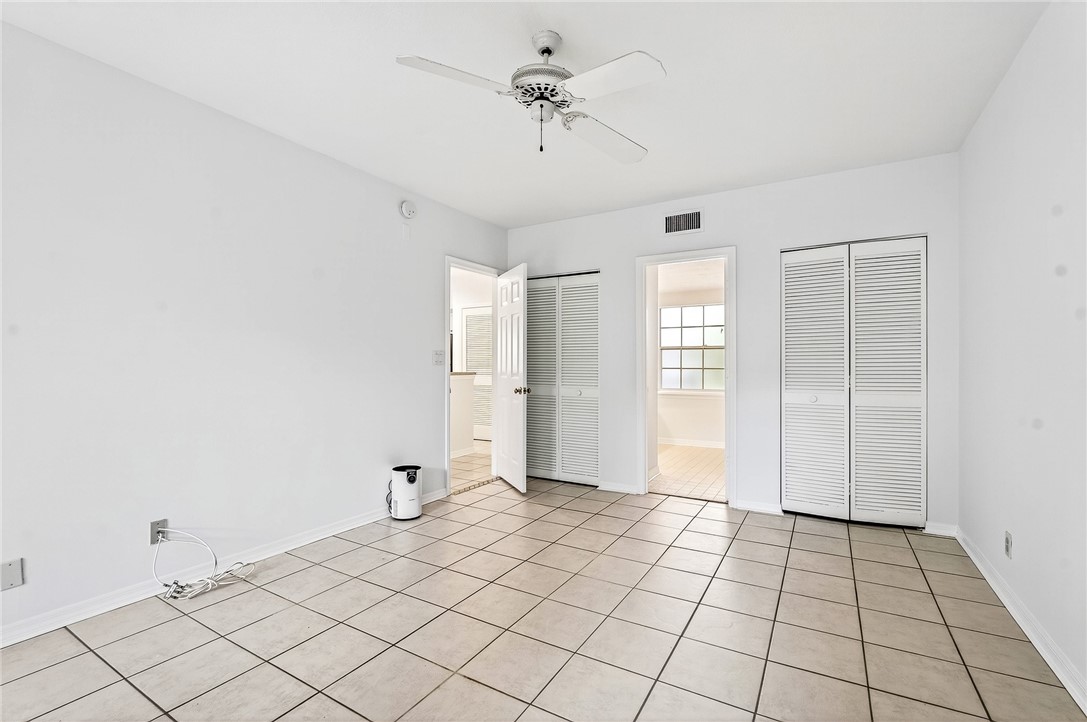 1275 Winding Oaks Circle E 702