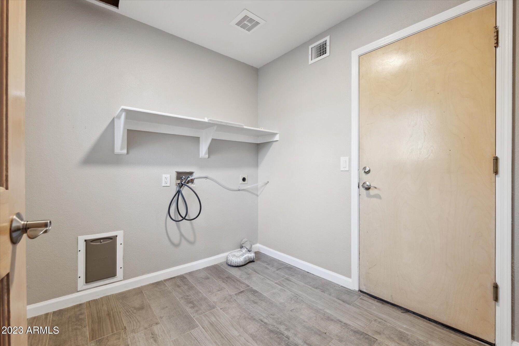 1408 E BRIARWOOD Terrace