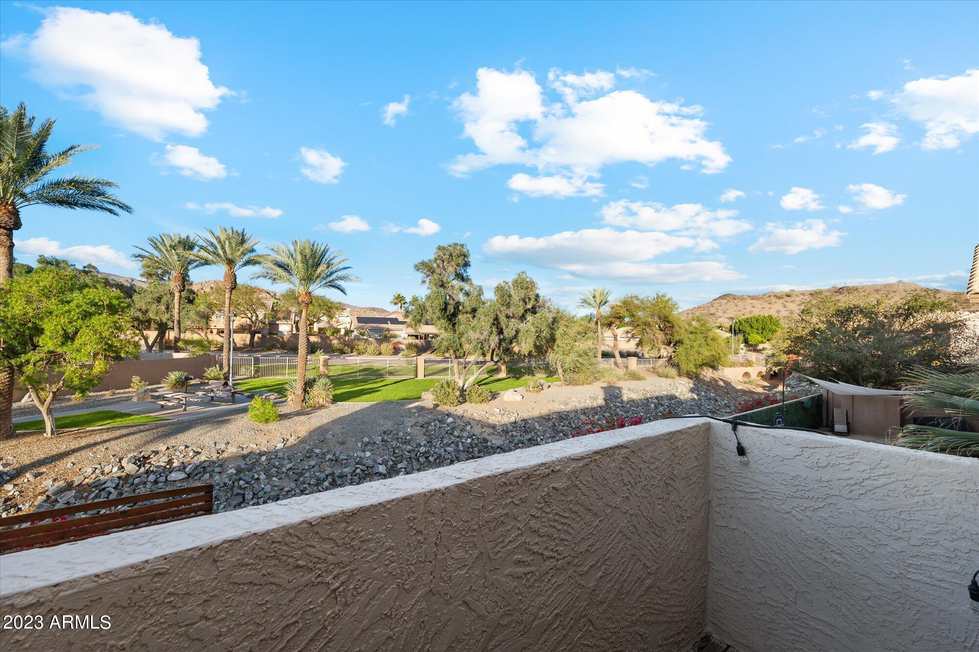 1408 E BRIARWOOD Terrace