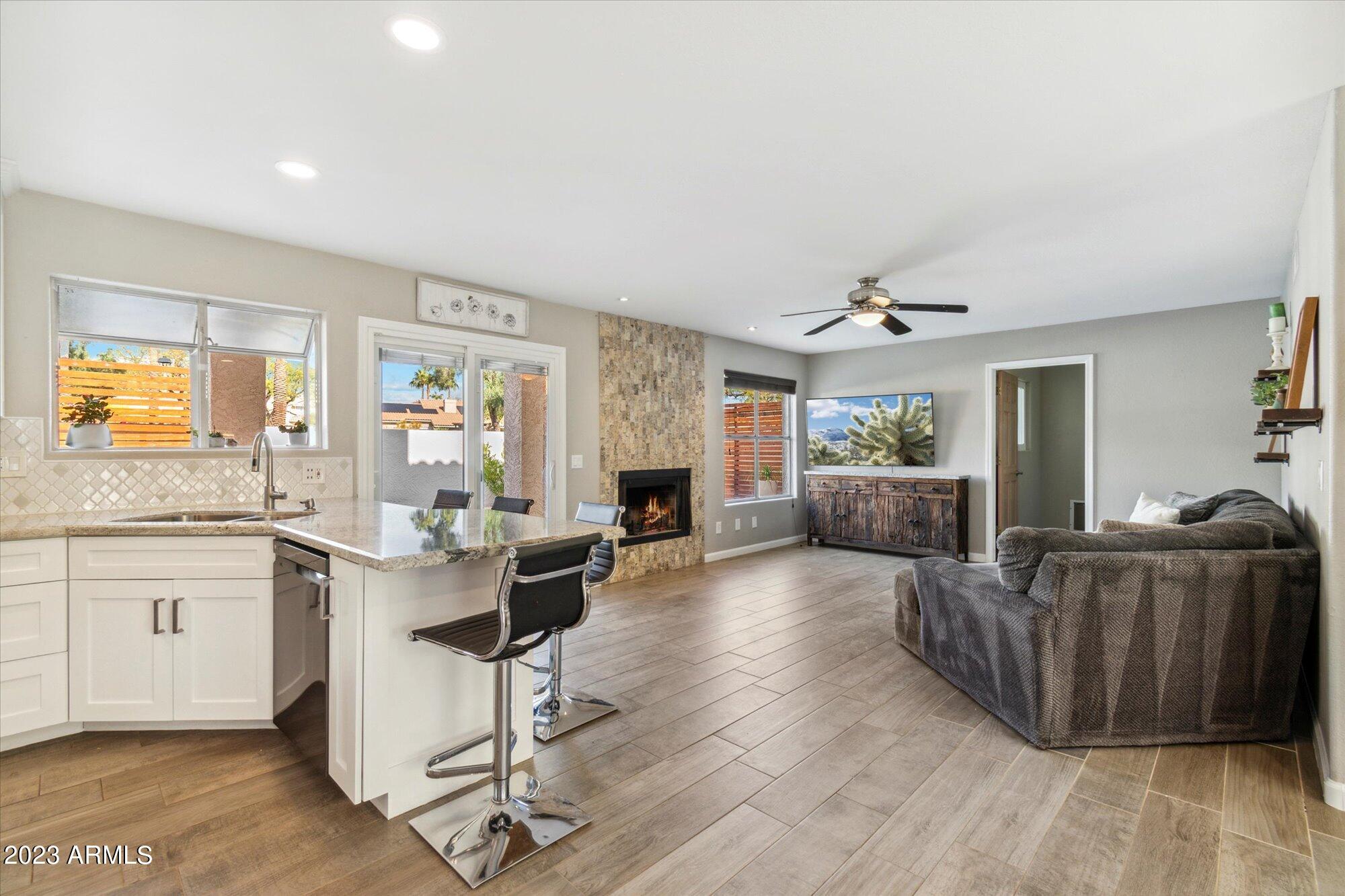 1408 E BRIARWOOD Terrace