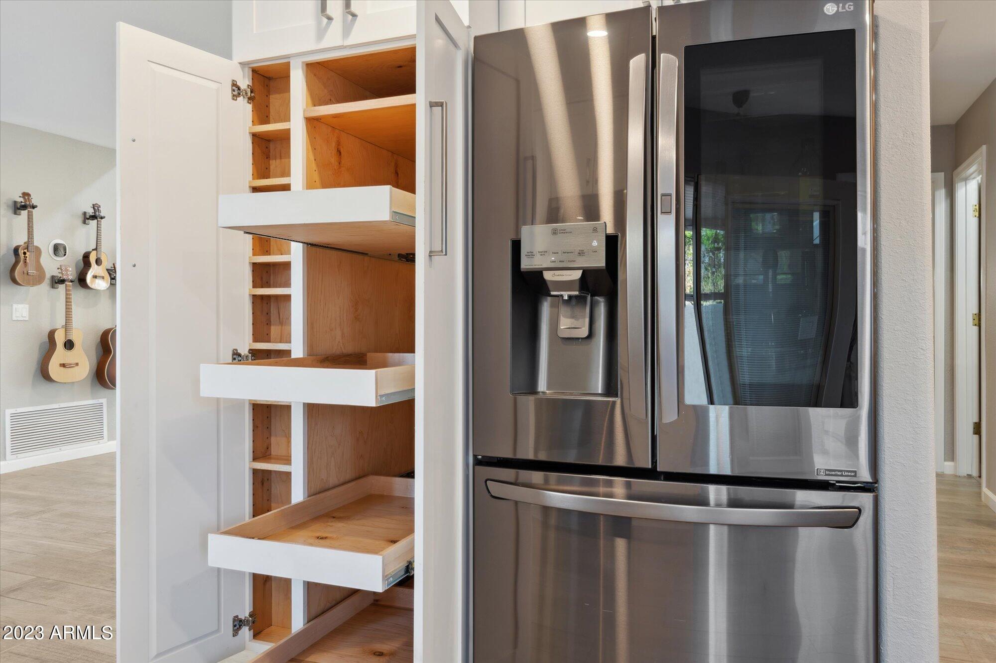 1408 E BRIARWOOD Terrace