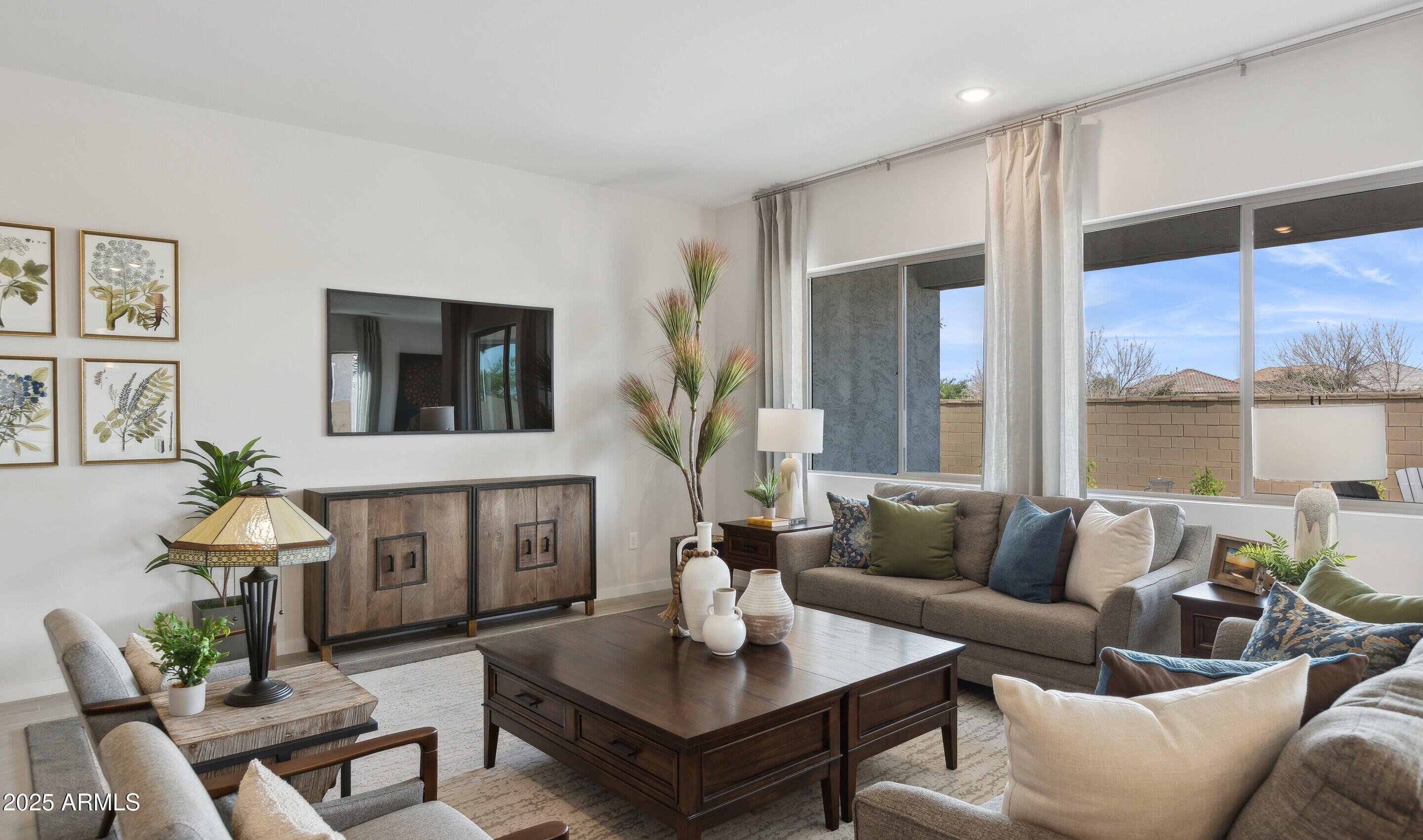 37615 W Santa Maria Street