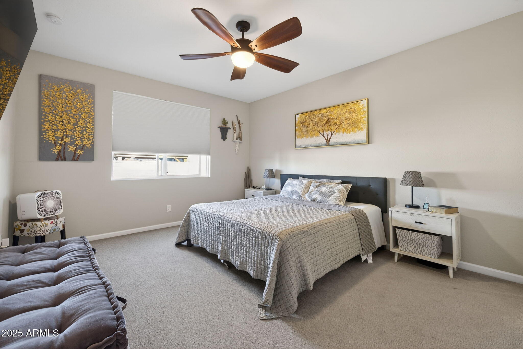 2026 E WETLEAF Place