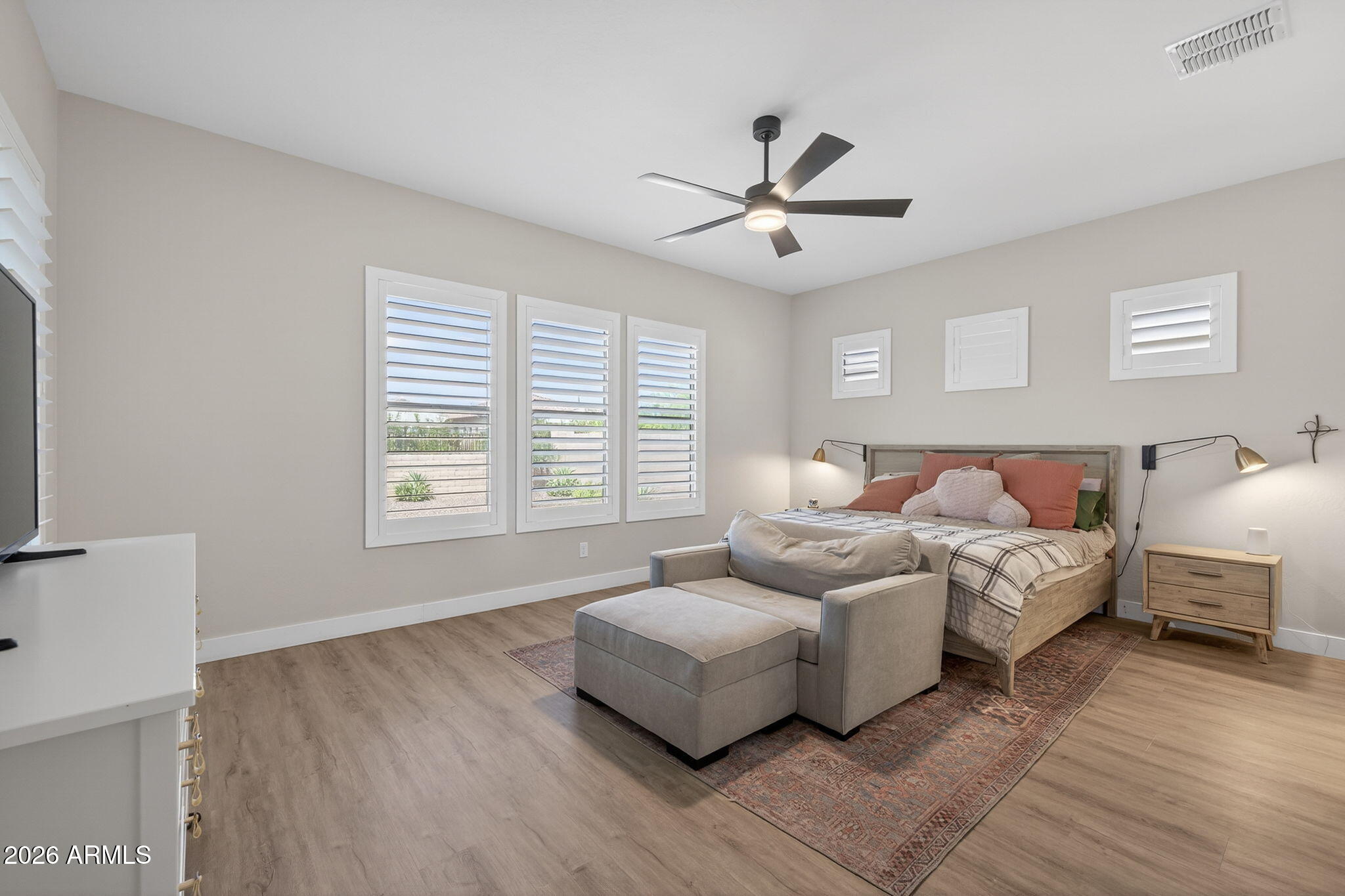 10706 E TRAVERTINE Avenue