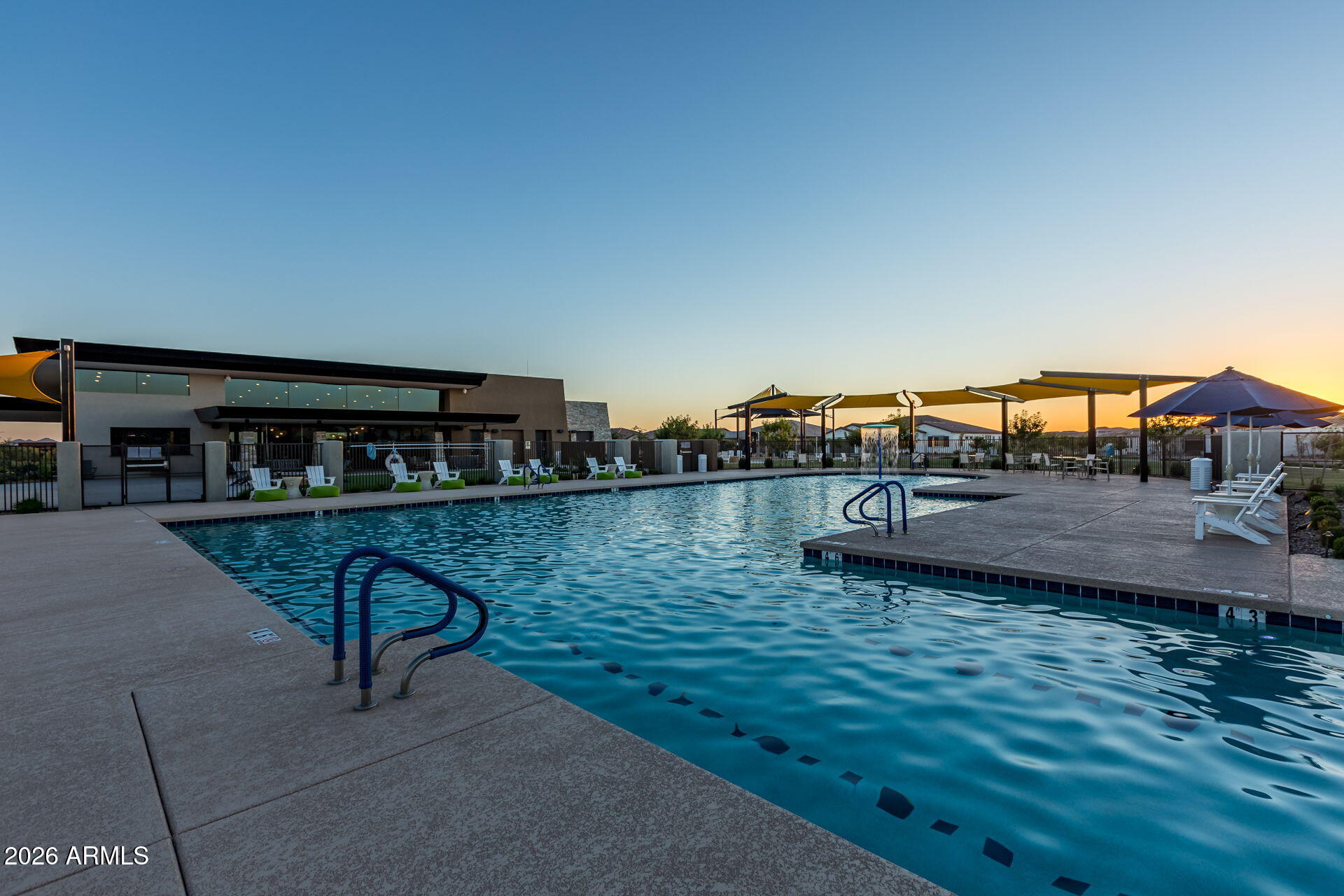 10706 E TRAVERTINE Avenue