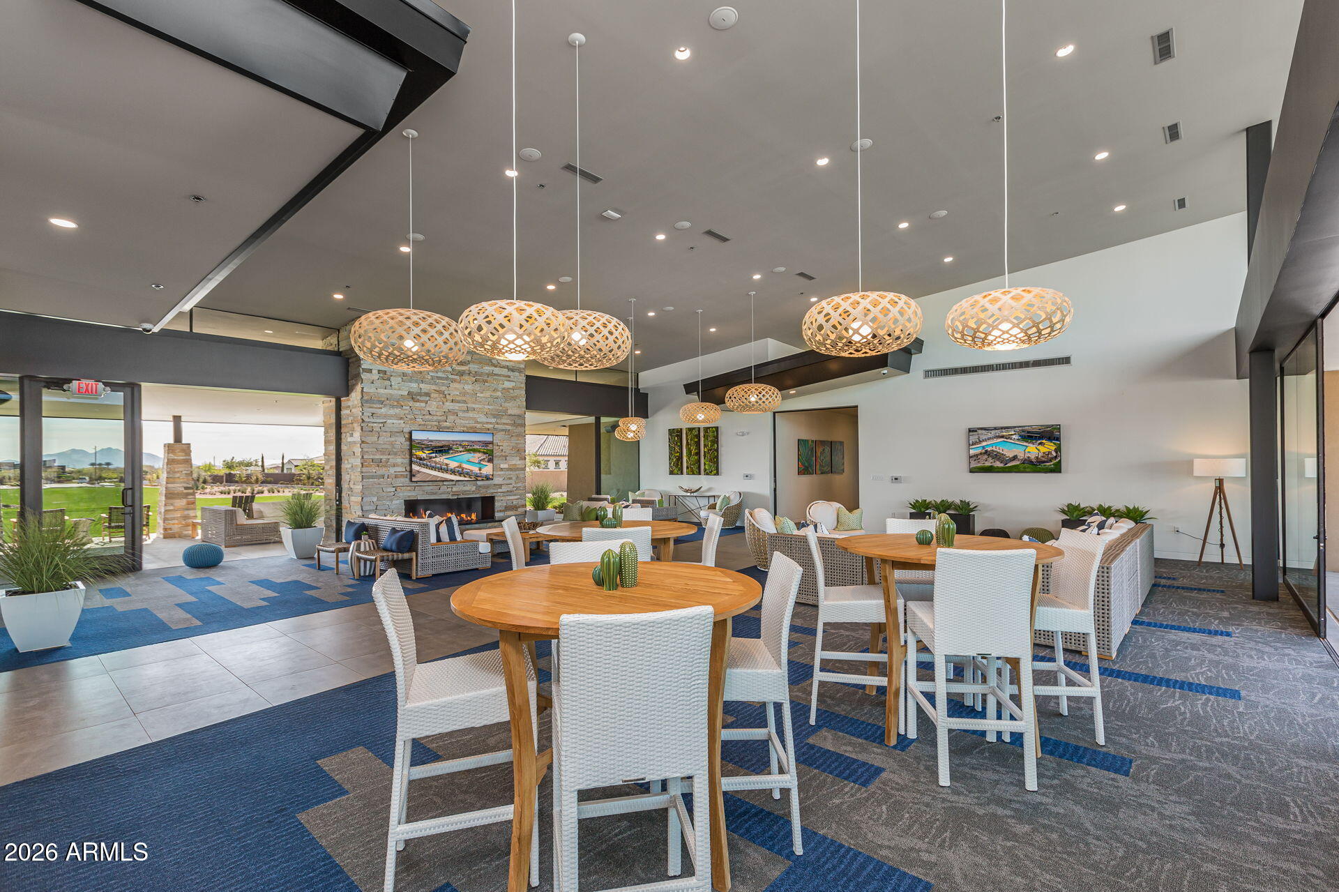 10706 E TRAVERTINE Avenue