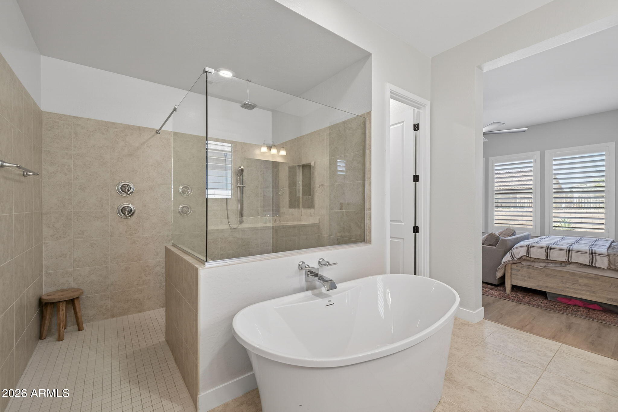 10706 E TRAVERTINE Avenue