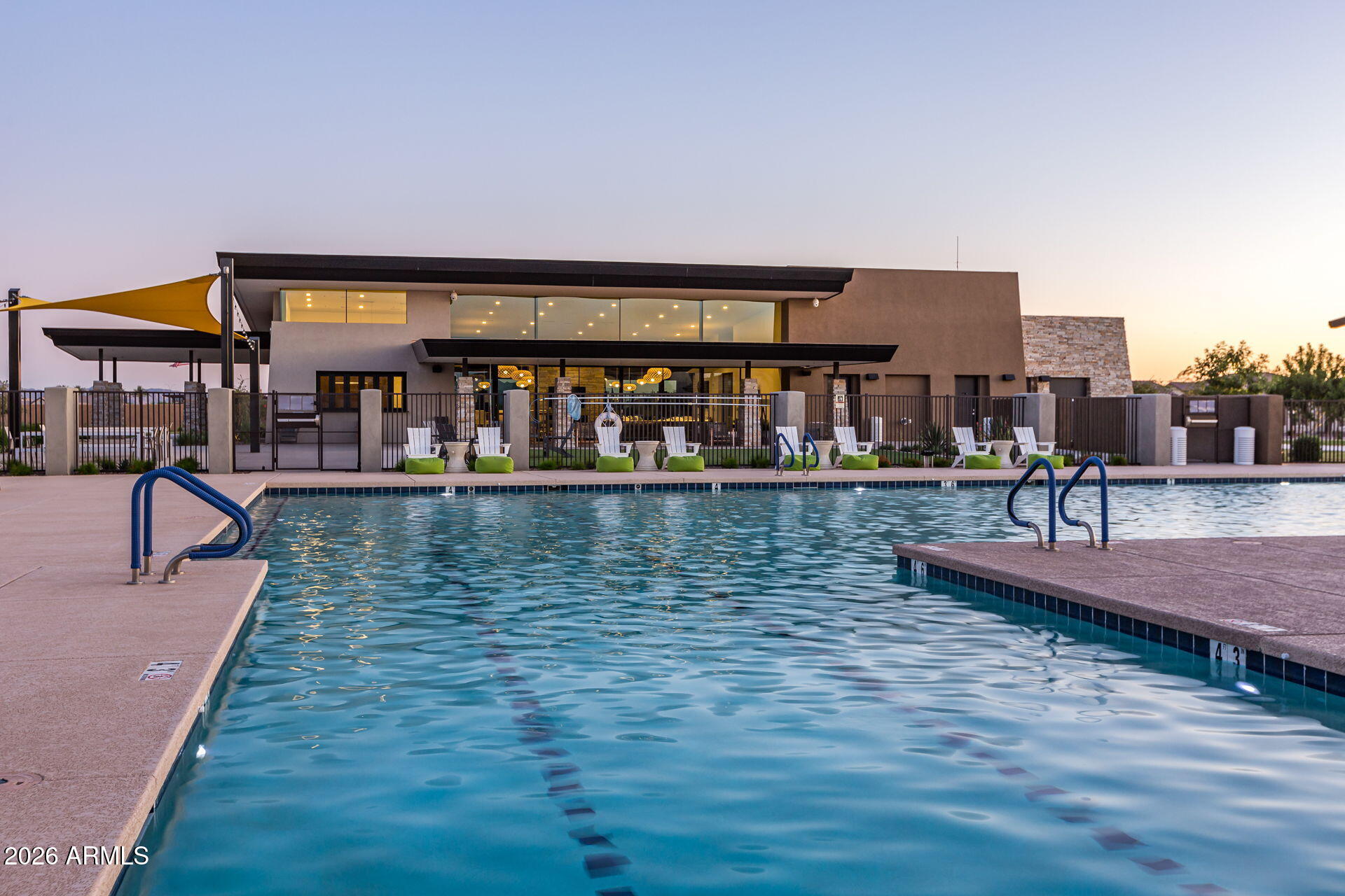 10706 E TRAVERTINE Avenue