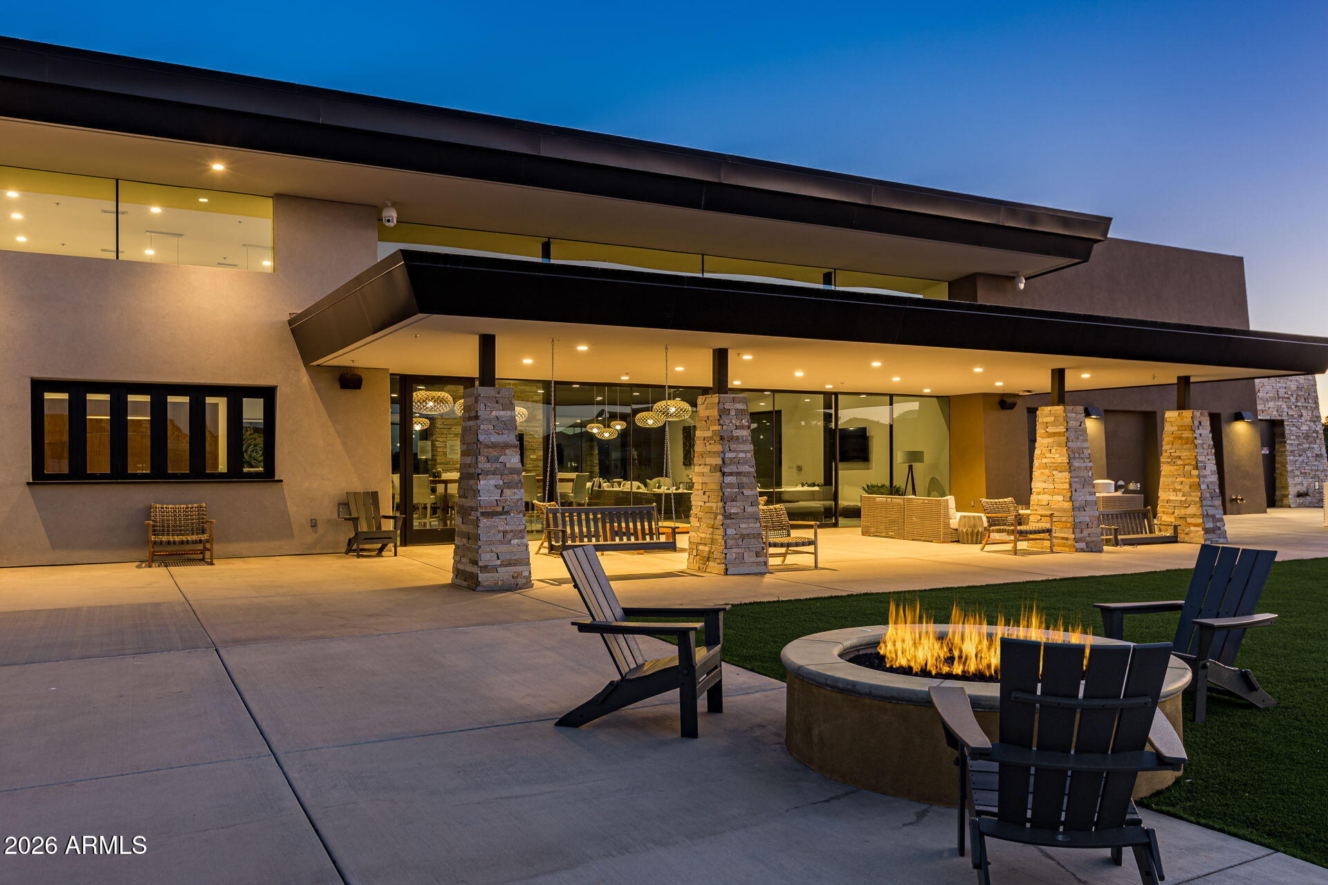 10706 E TRAVERTINE Avenue