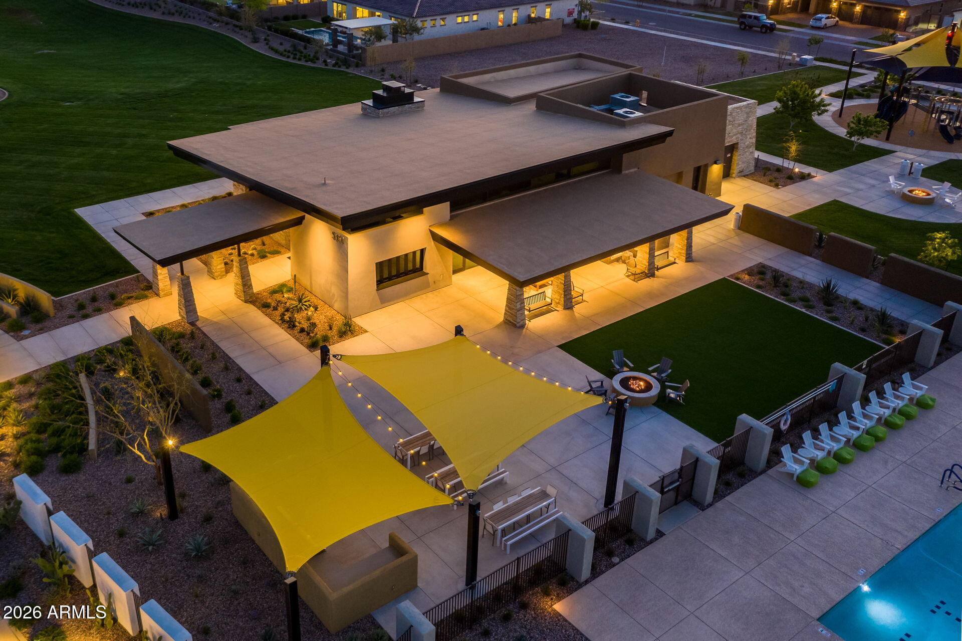 10706 E TRAVERTINE Avenue