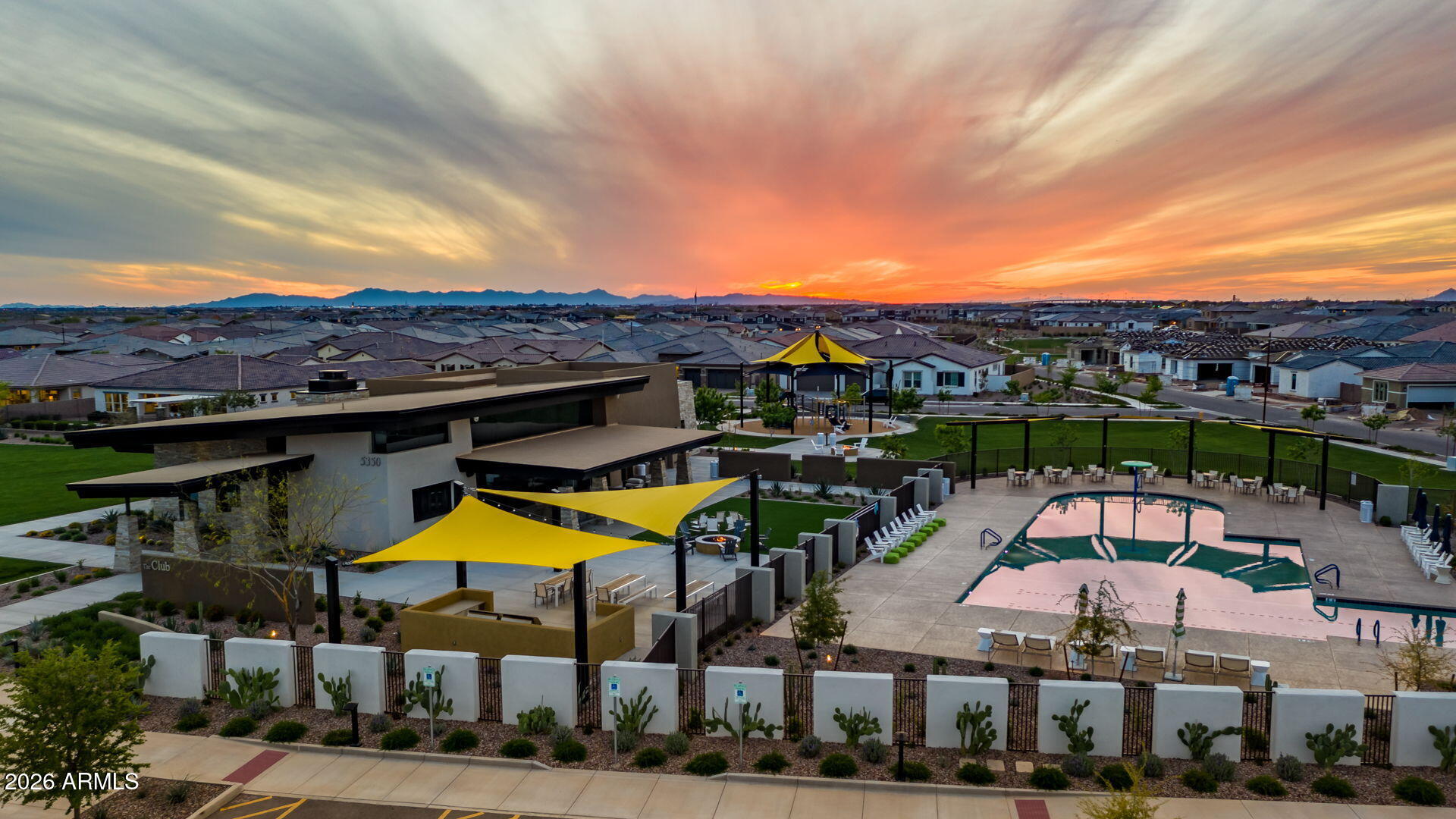 10706 E TRAVERTINE Avenue