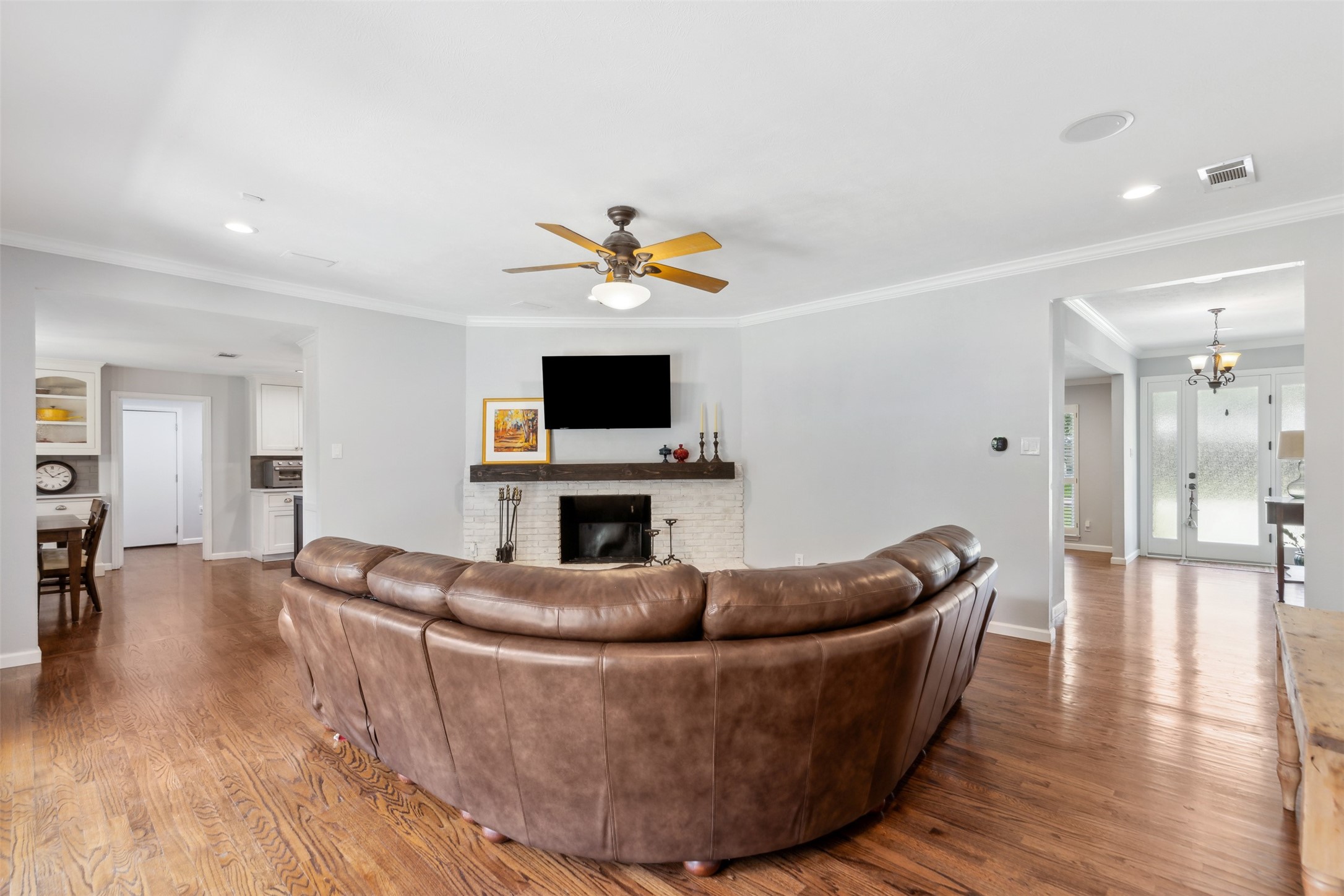 4306 Mendenhall Drive