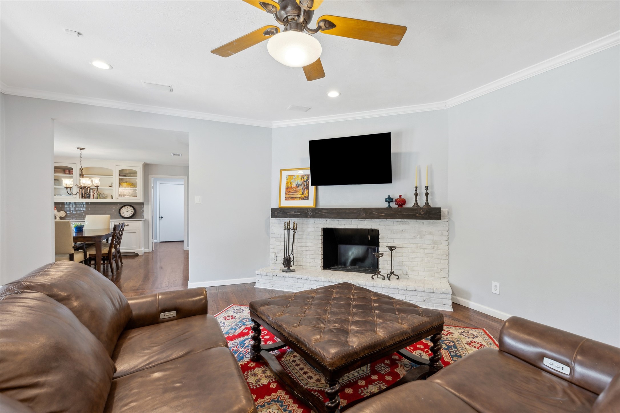4306 Mendenhall Drive