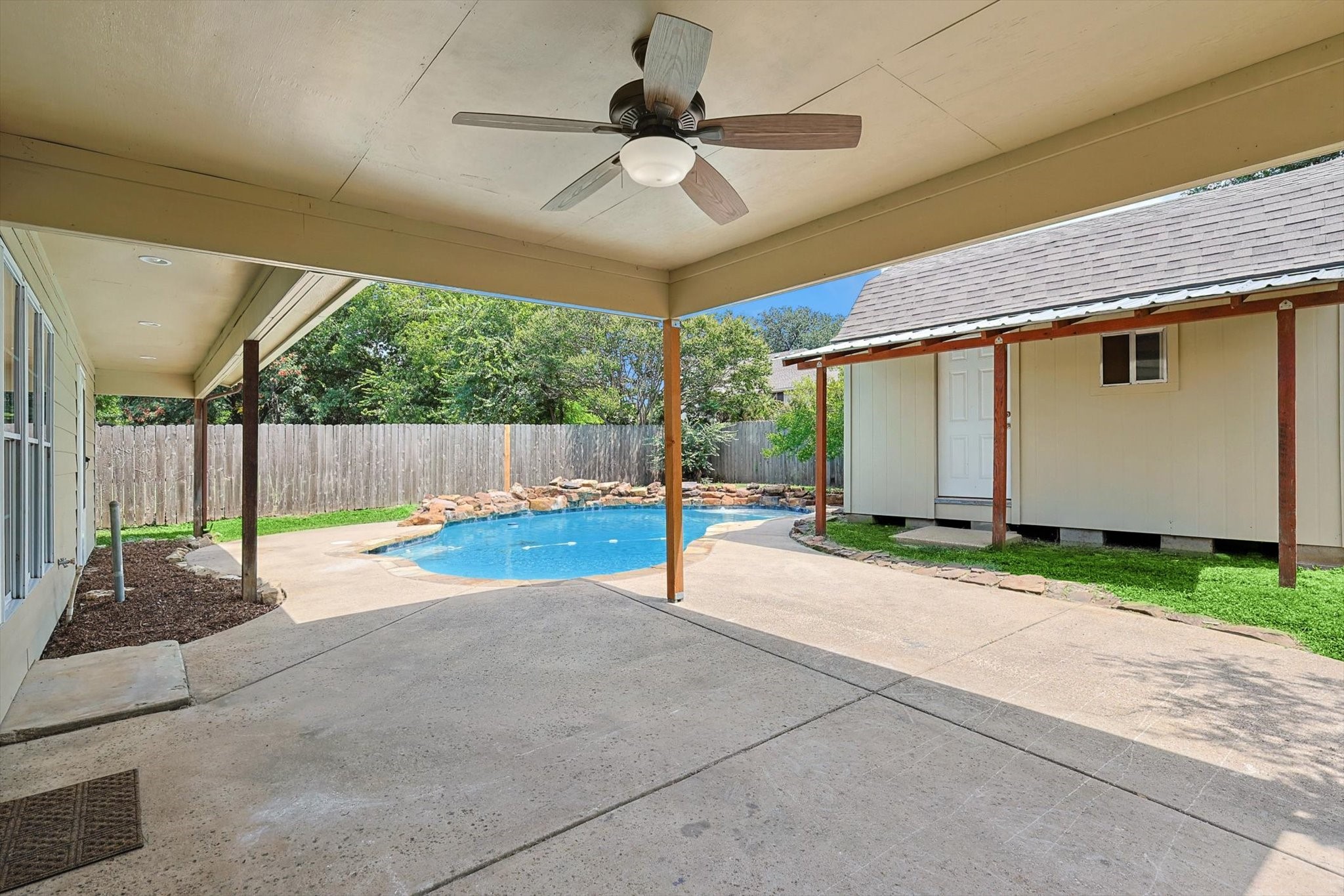 5632 Santa Fe Trail