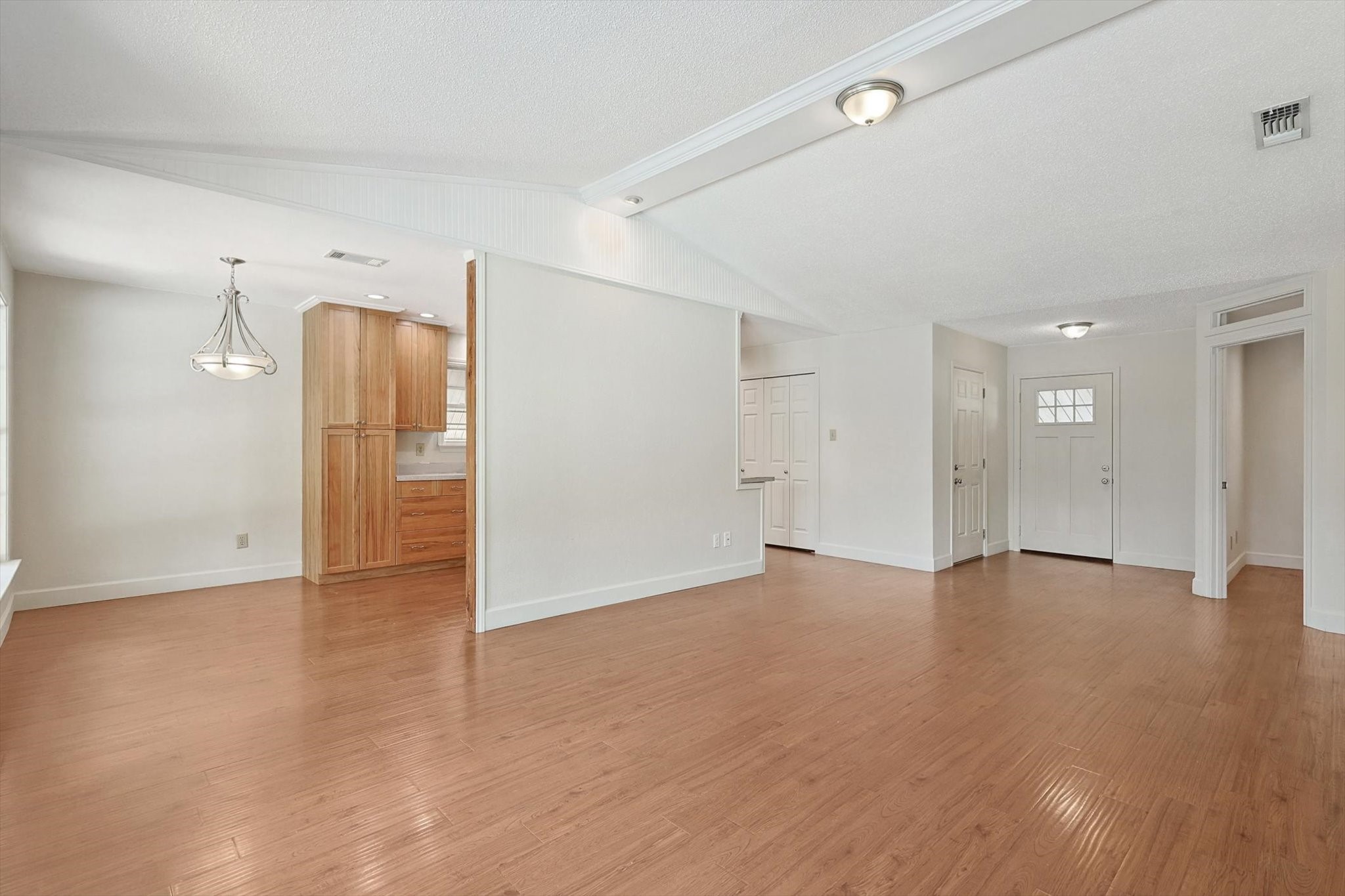 5632 Santa Fe Trail