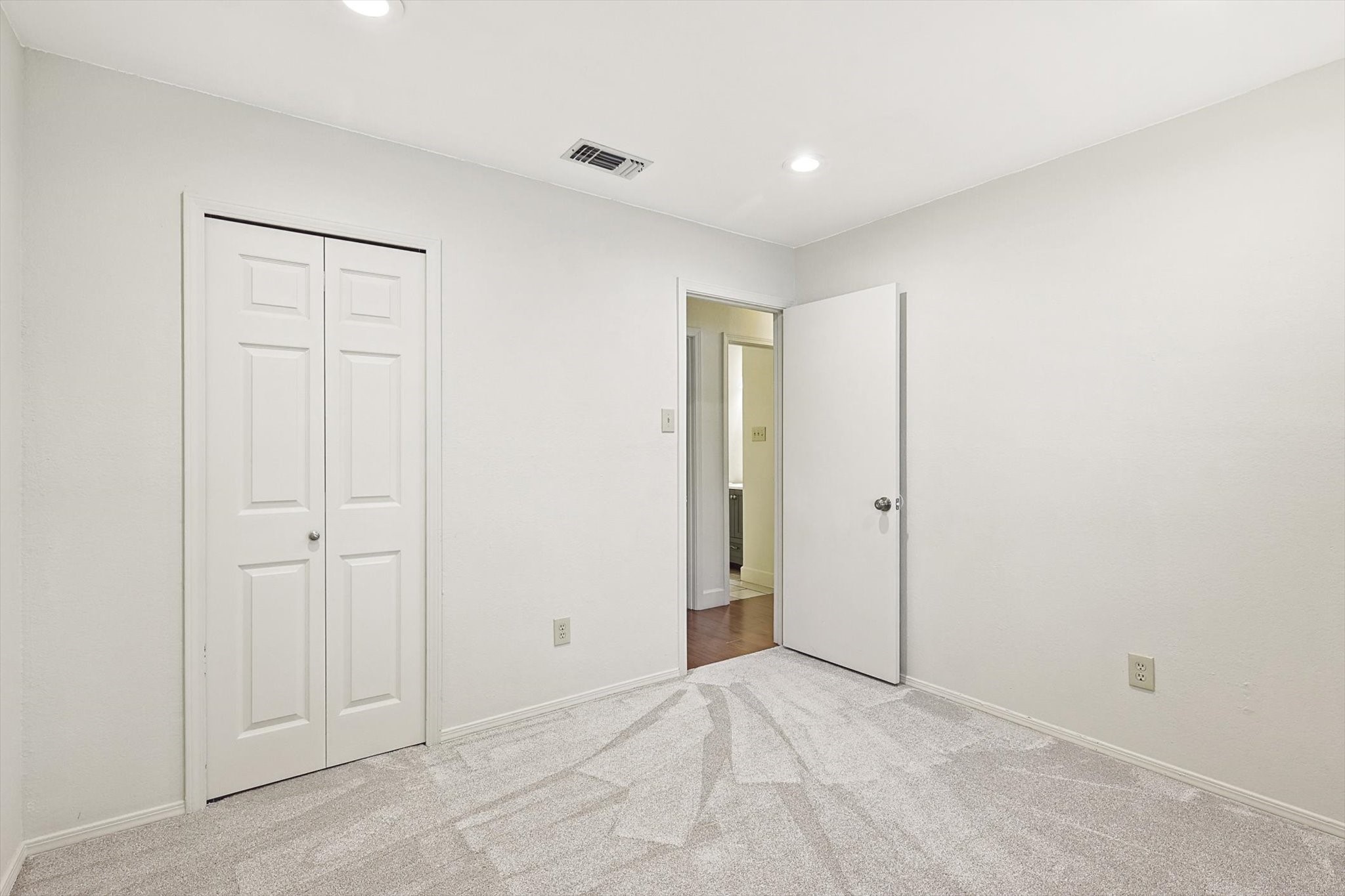 5632 Santa Fe Trail