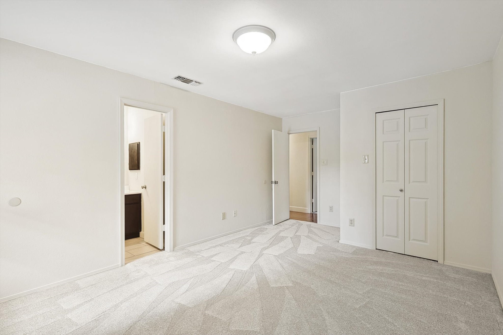 5632 Santa Fe Trail