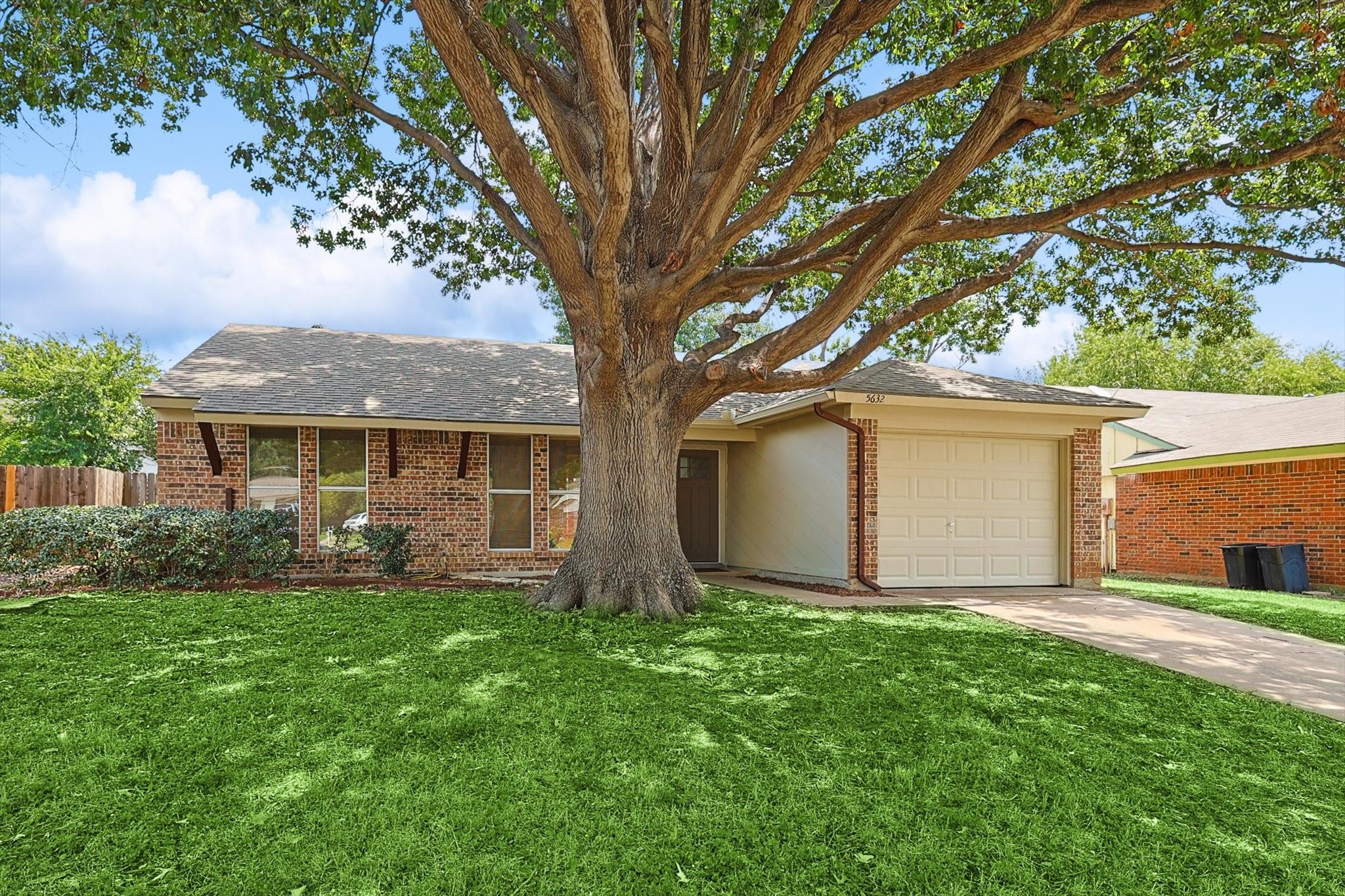 5632 Santa Fe Trail