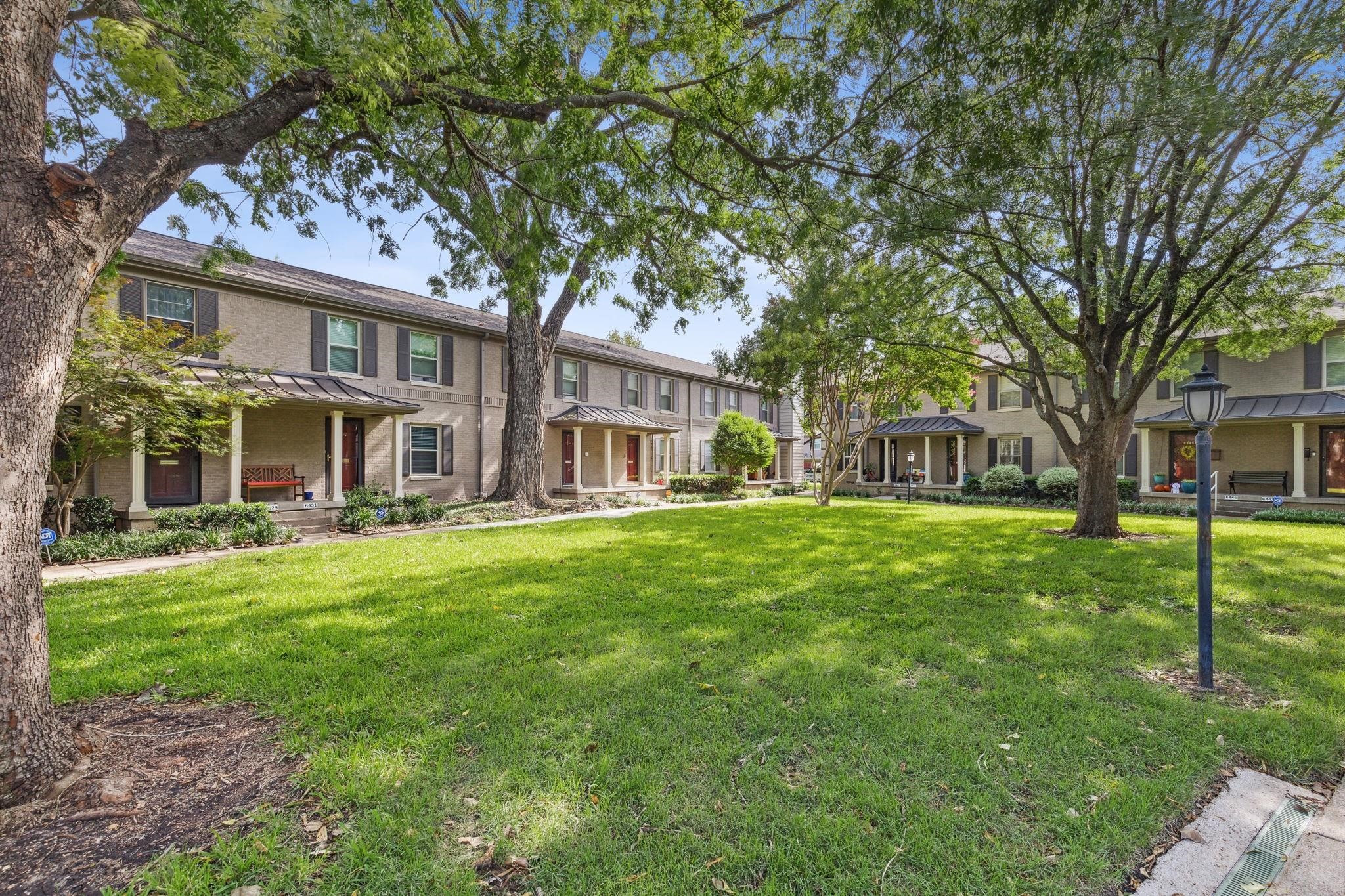 6453 Oriole Drive