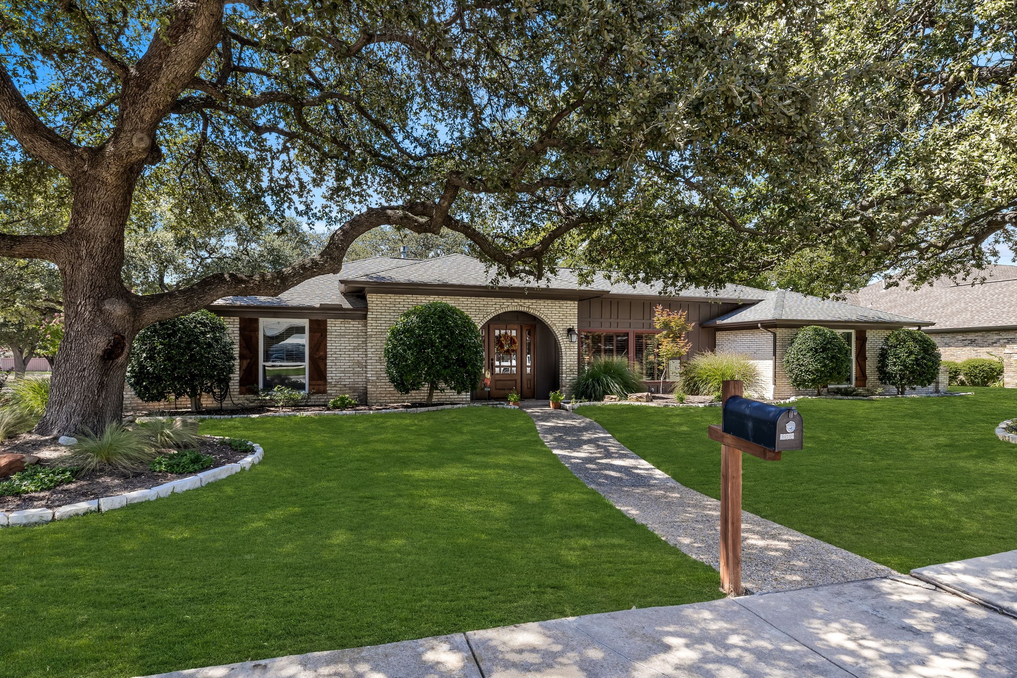 16301 Dalmalley Lane