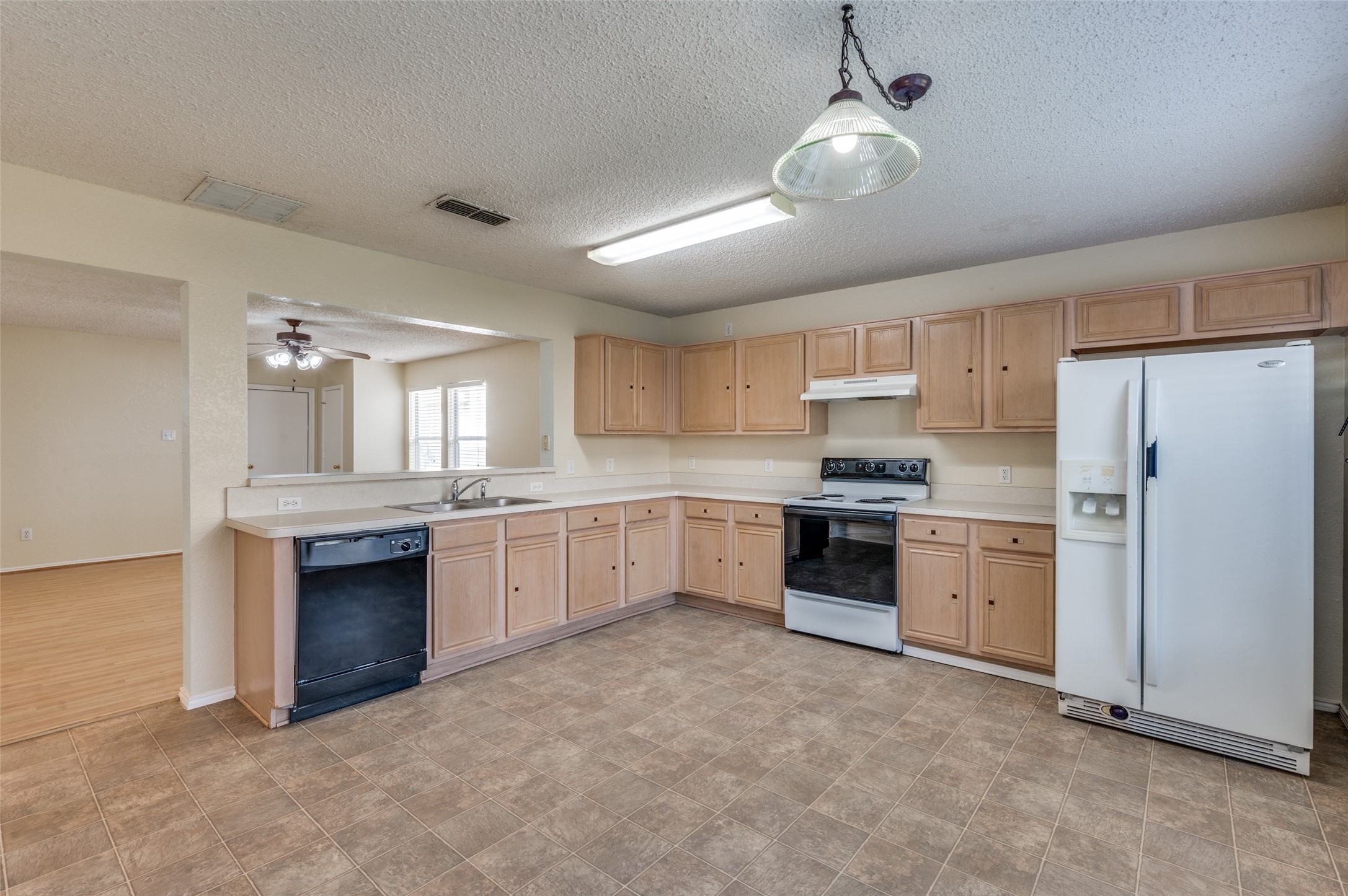 7530 Kings Trail