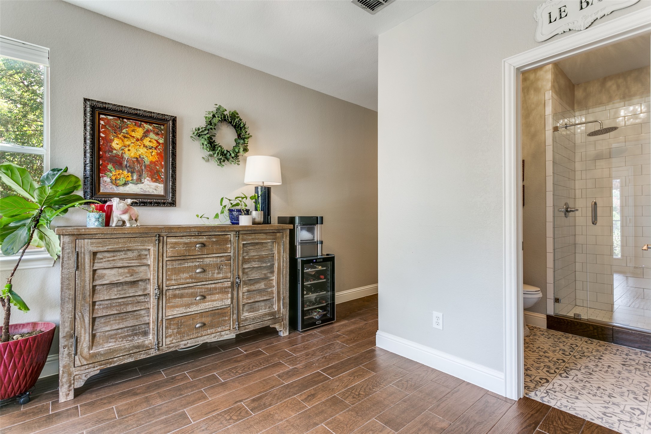 541 Austin Oaks Drive