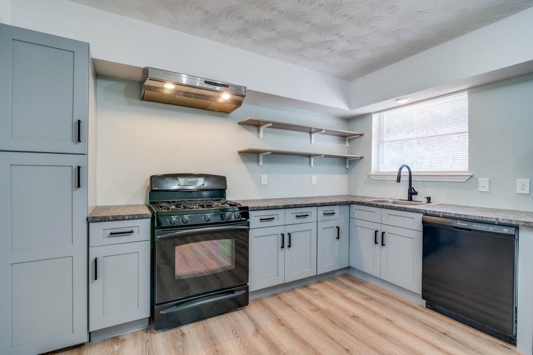 4555 Sandra Lynn Drive