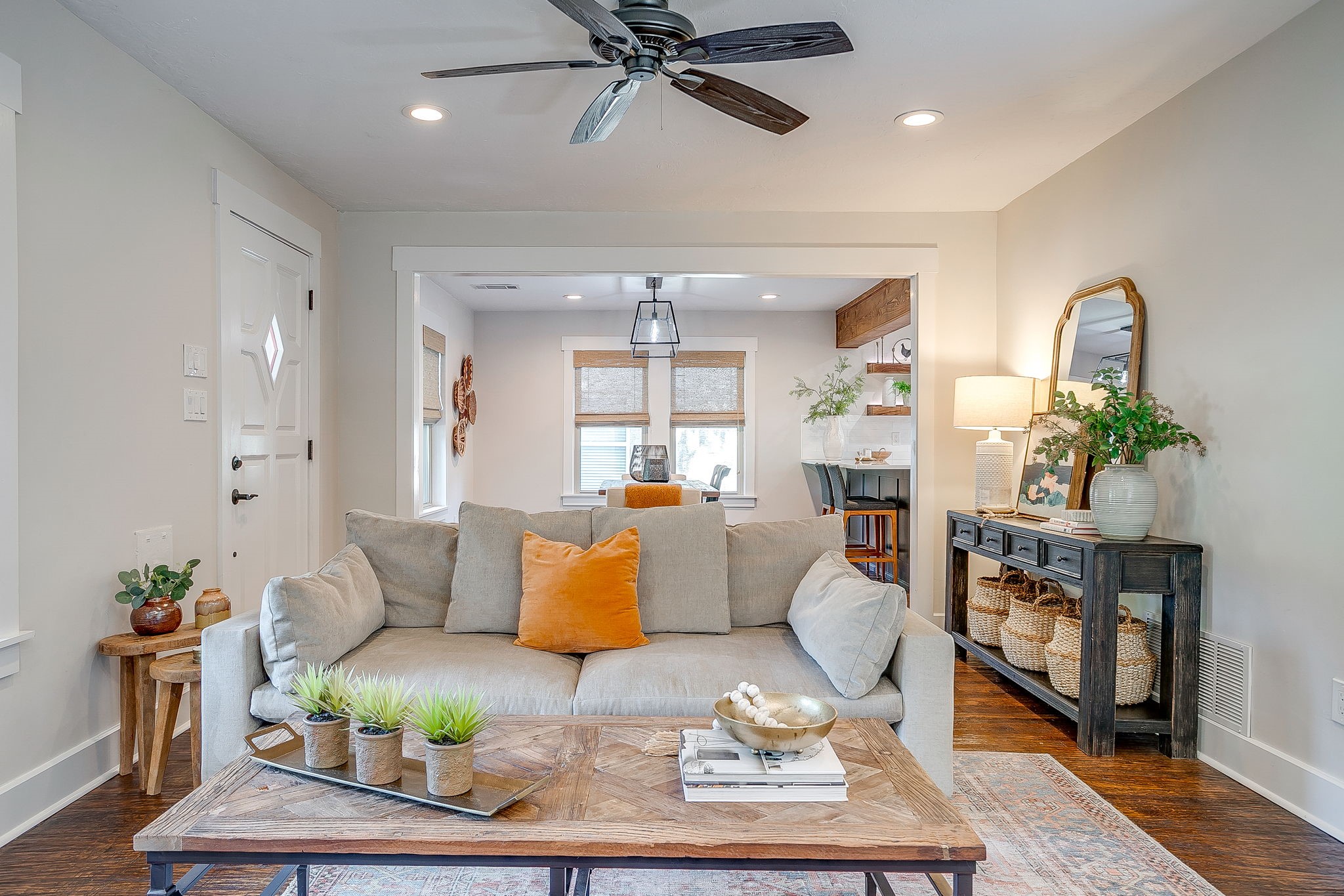 2317 Carleton Avenue