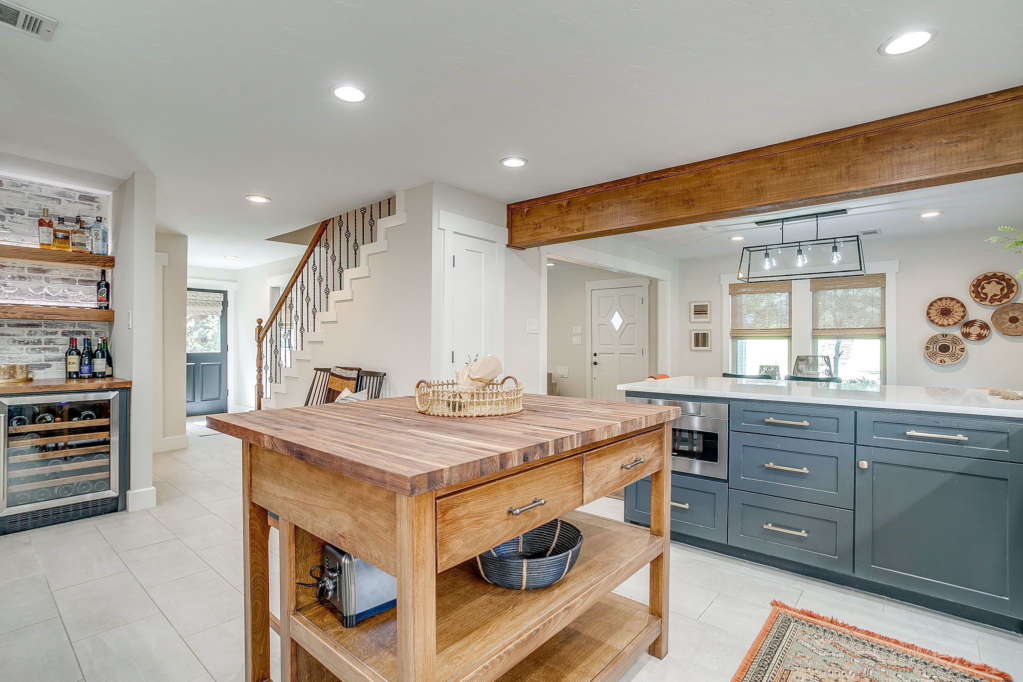 2317 Carleton Avenue