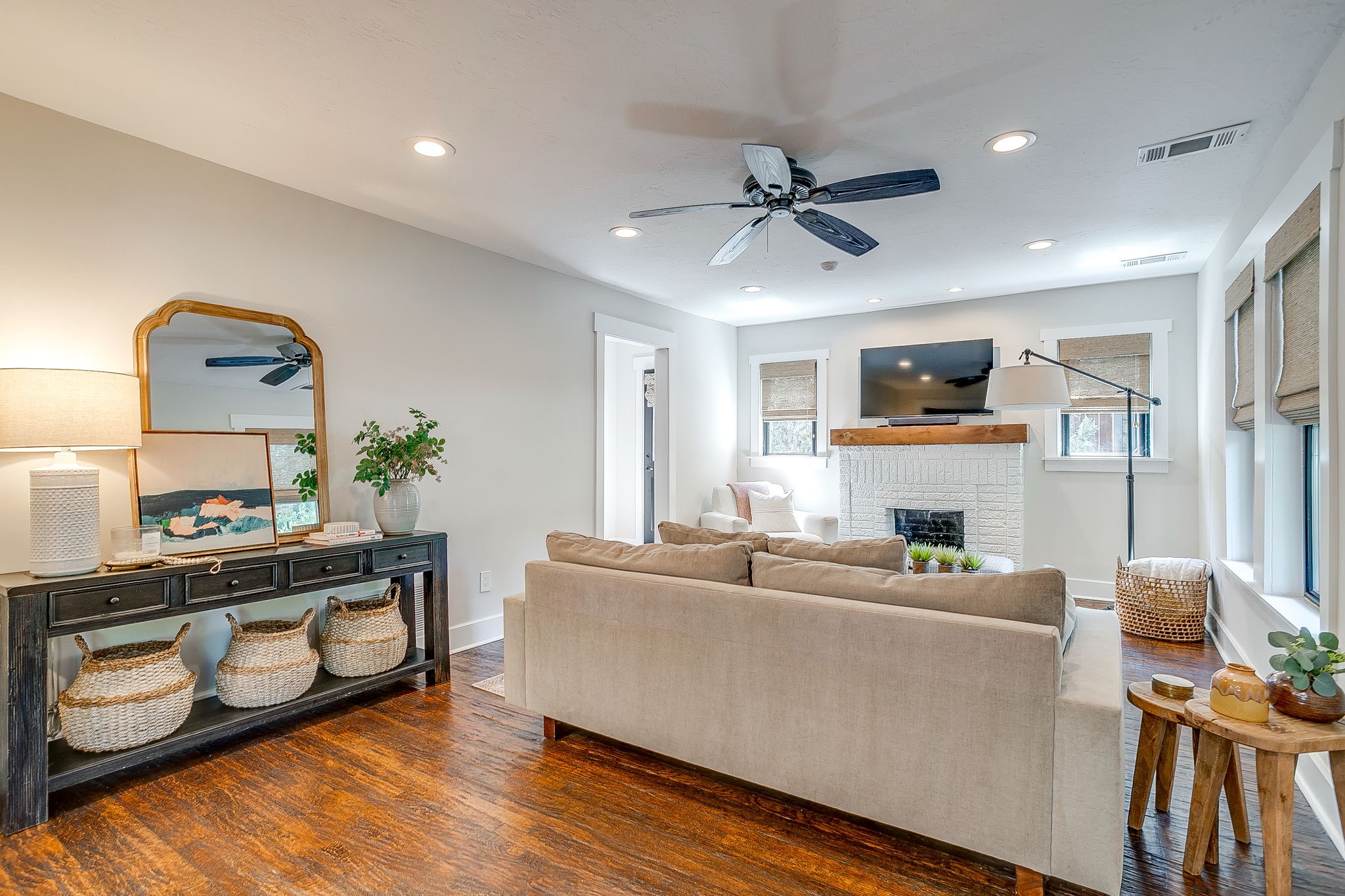 2317 Carleton Avenue