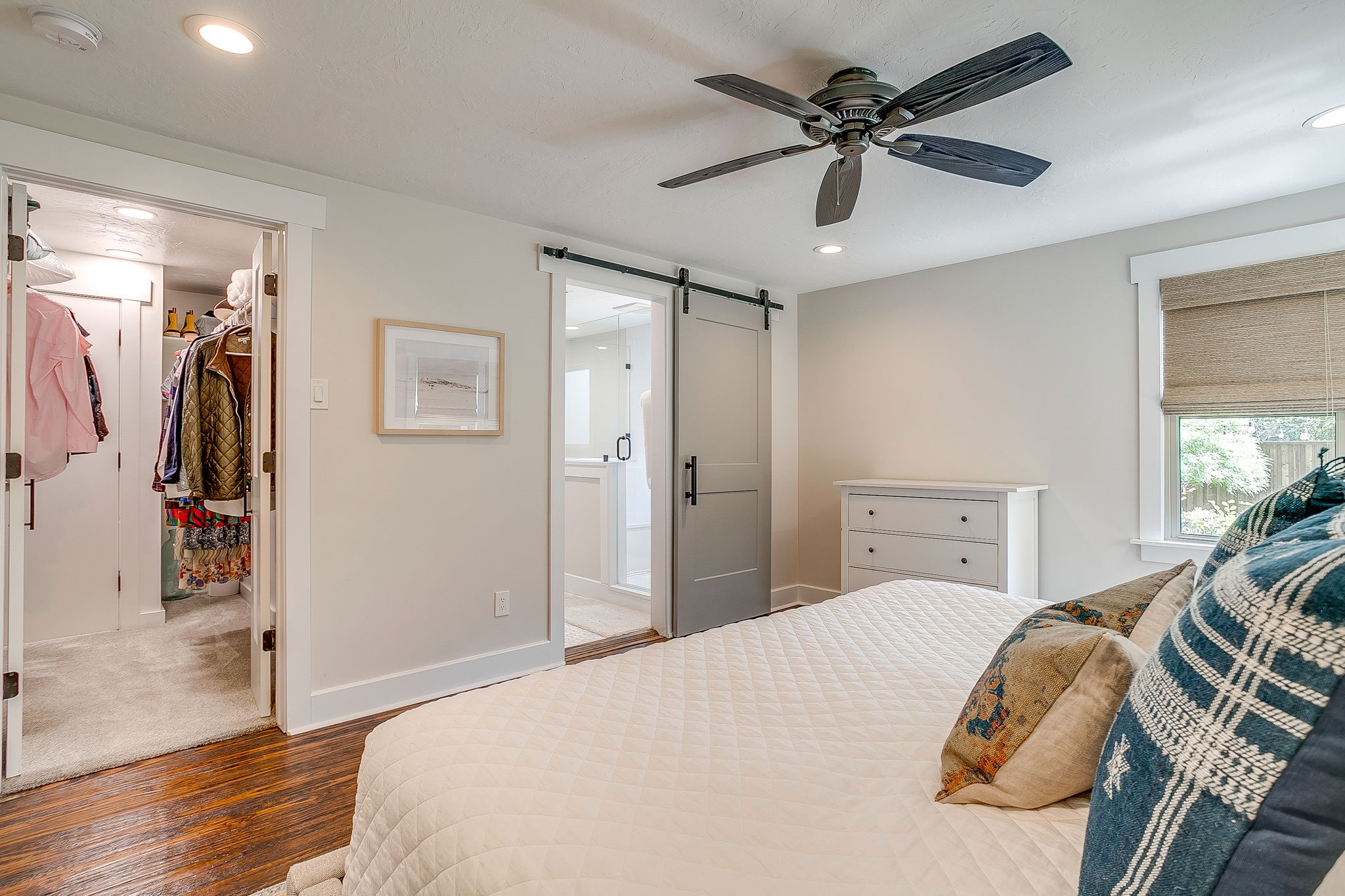 2317 Carleton Avenue