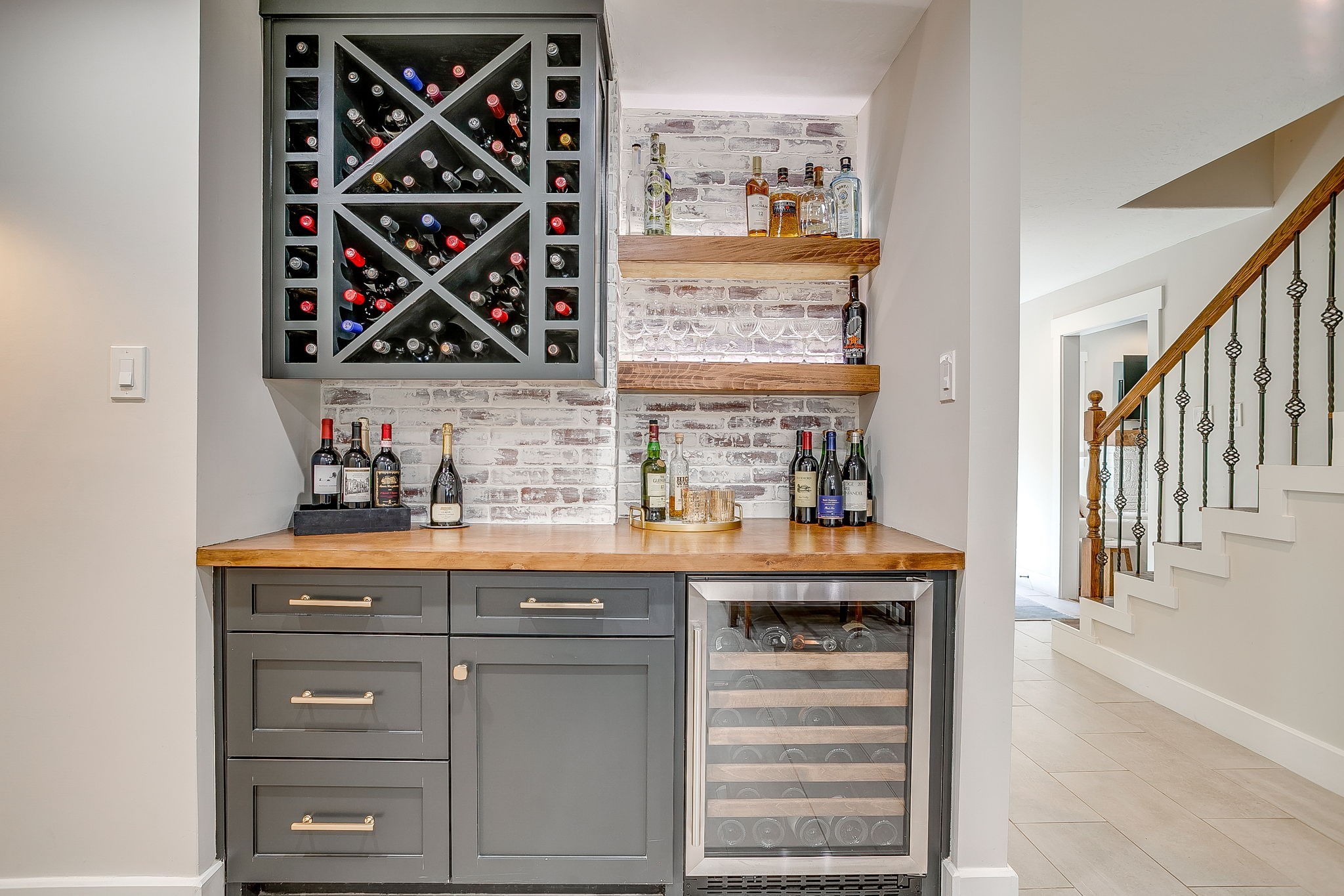 2317 Carleton Avenue