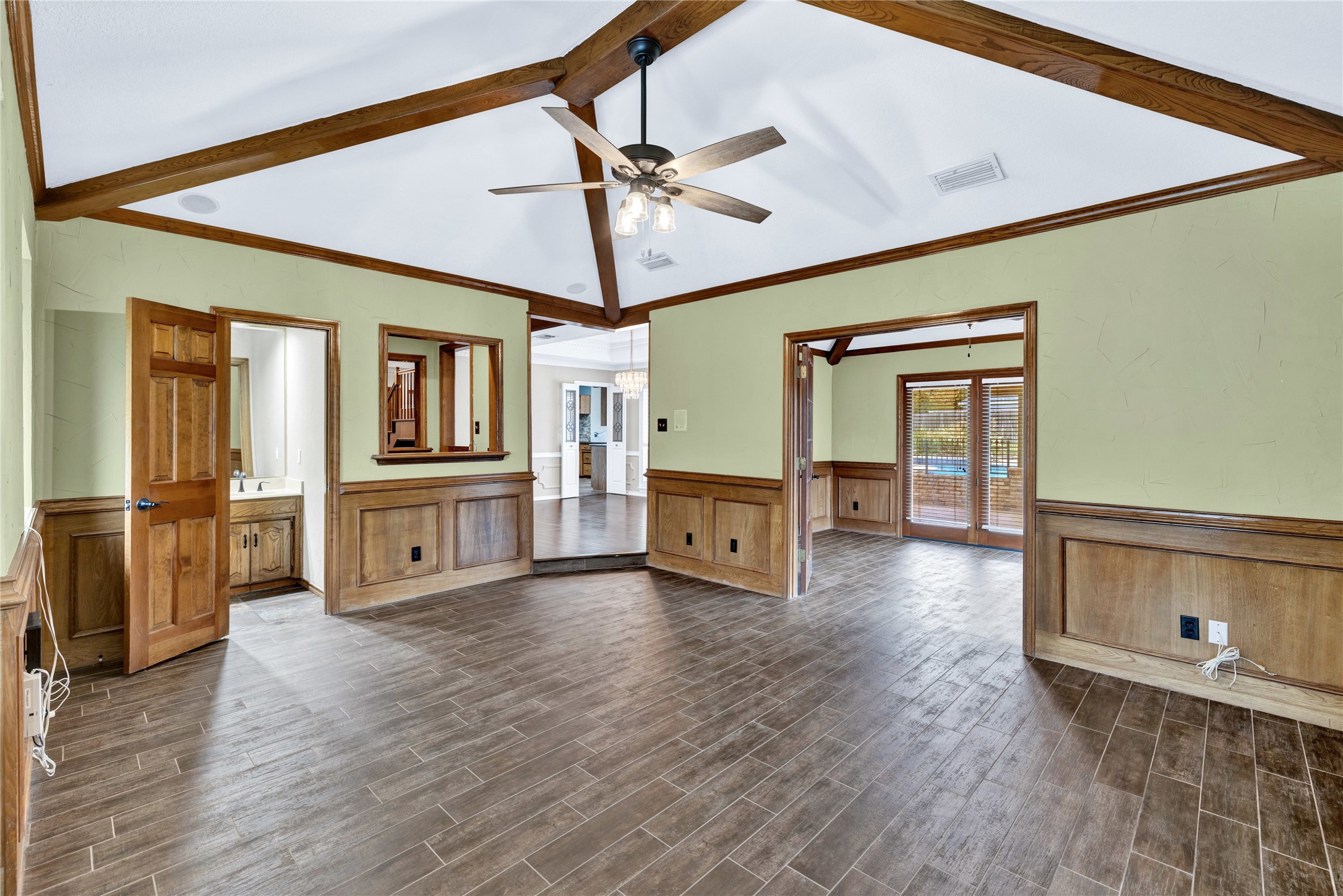 1421 Plantation Drive N