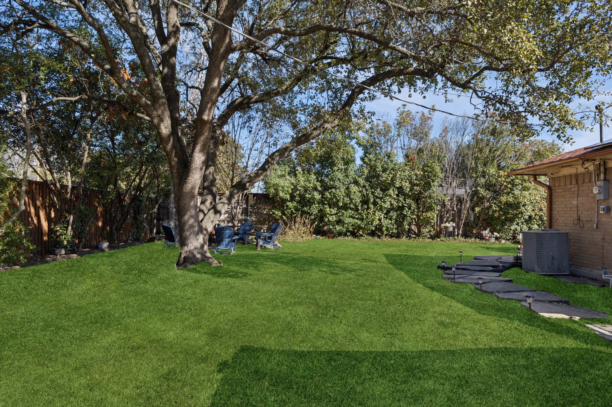 5505 Ledgestone Drive