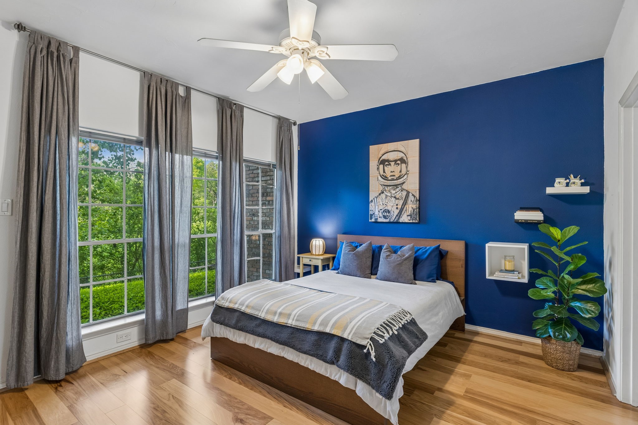 9801 Royal Lane 707