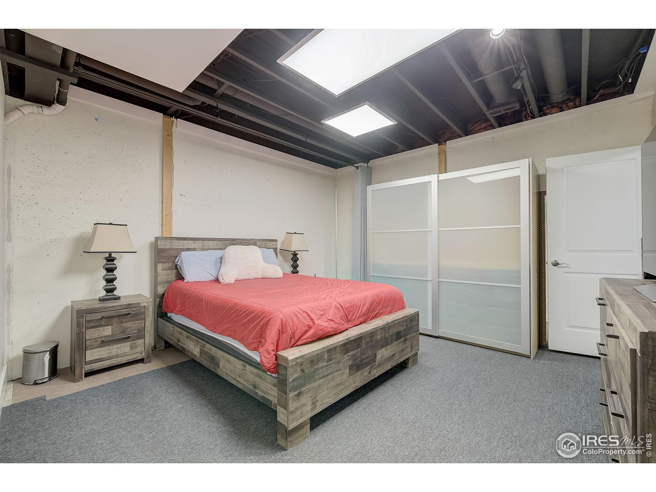 13550 Washington St 2C