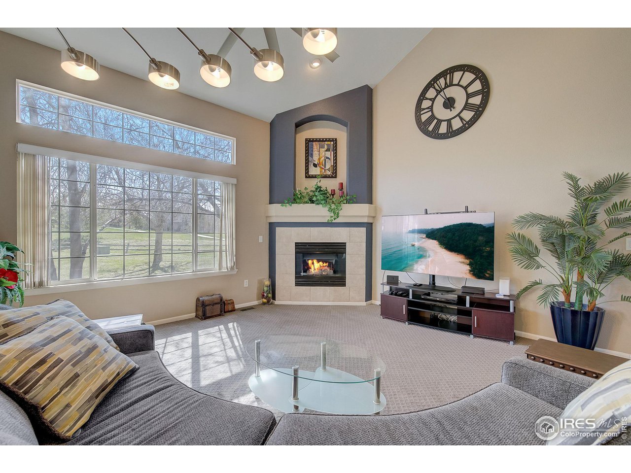 13550 Washington St 2C