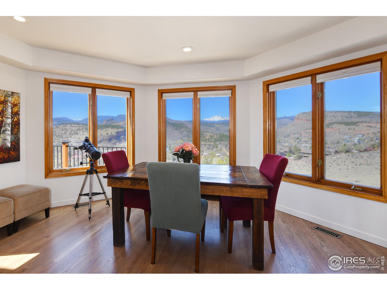 816 Mountain View Dr