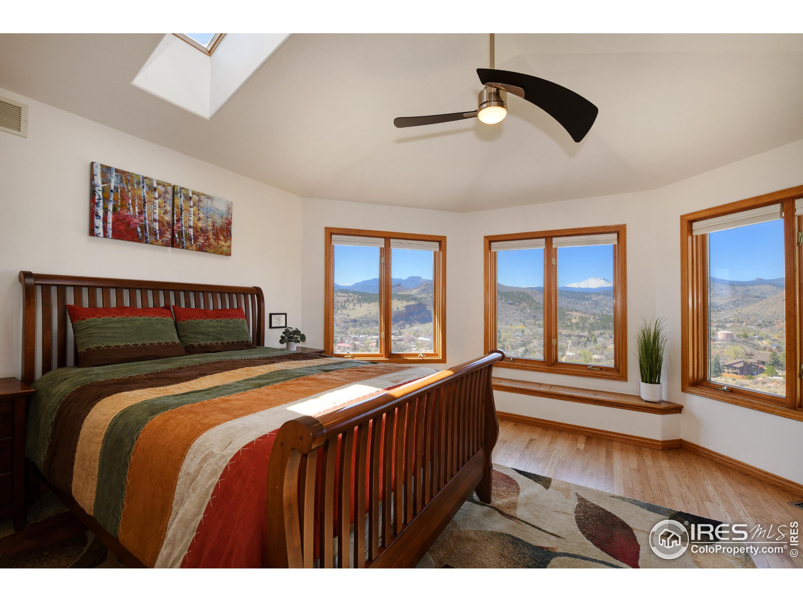 816 Mountain View Dr