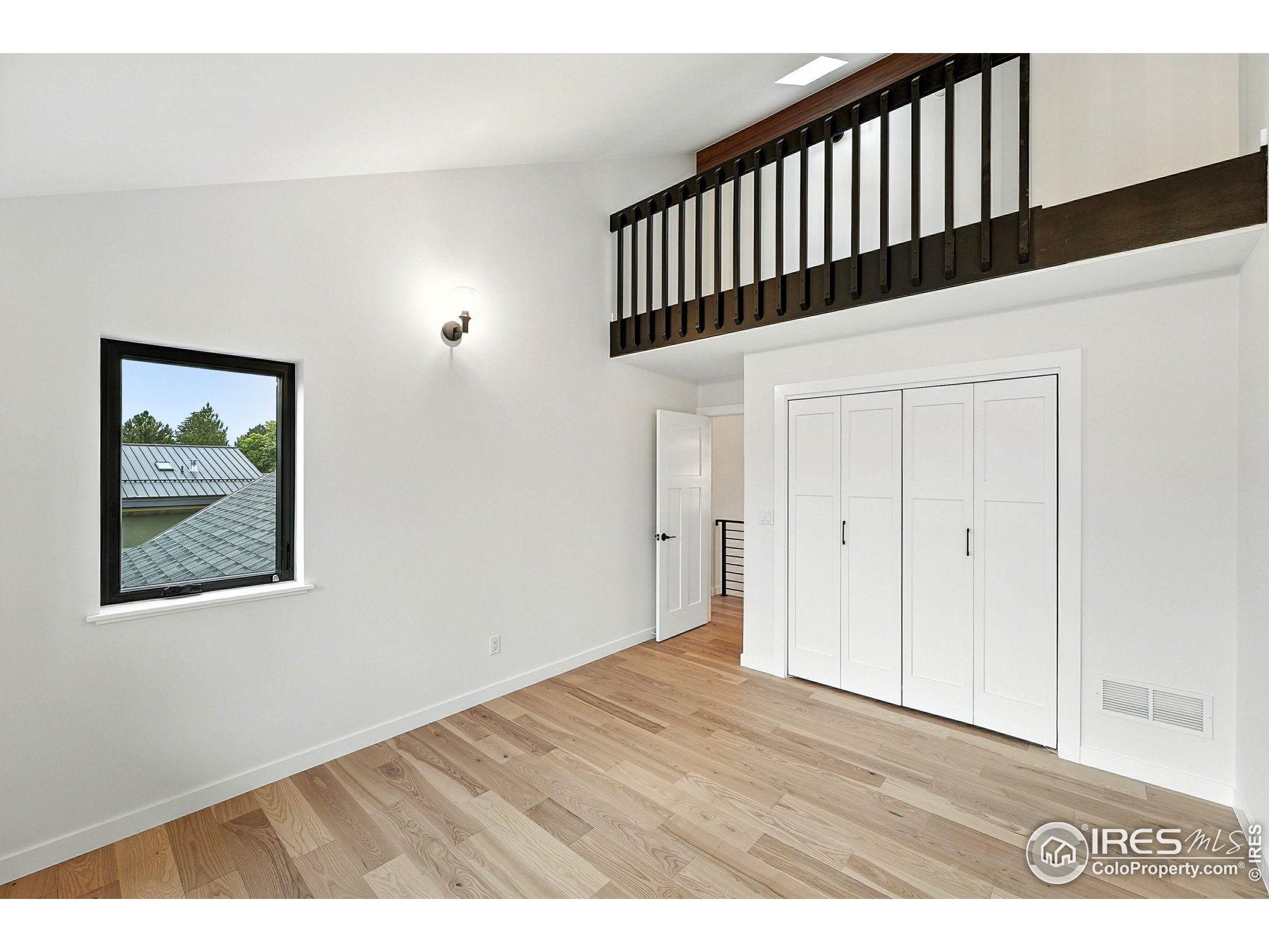 7312 Island Cir
