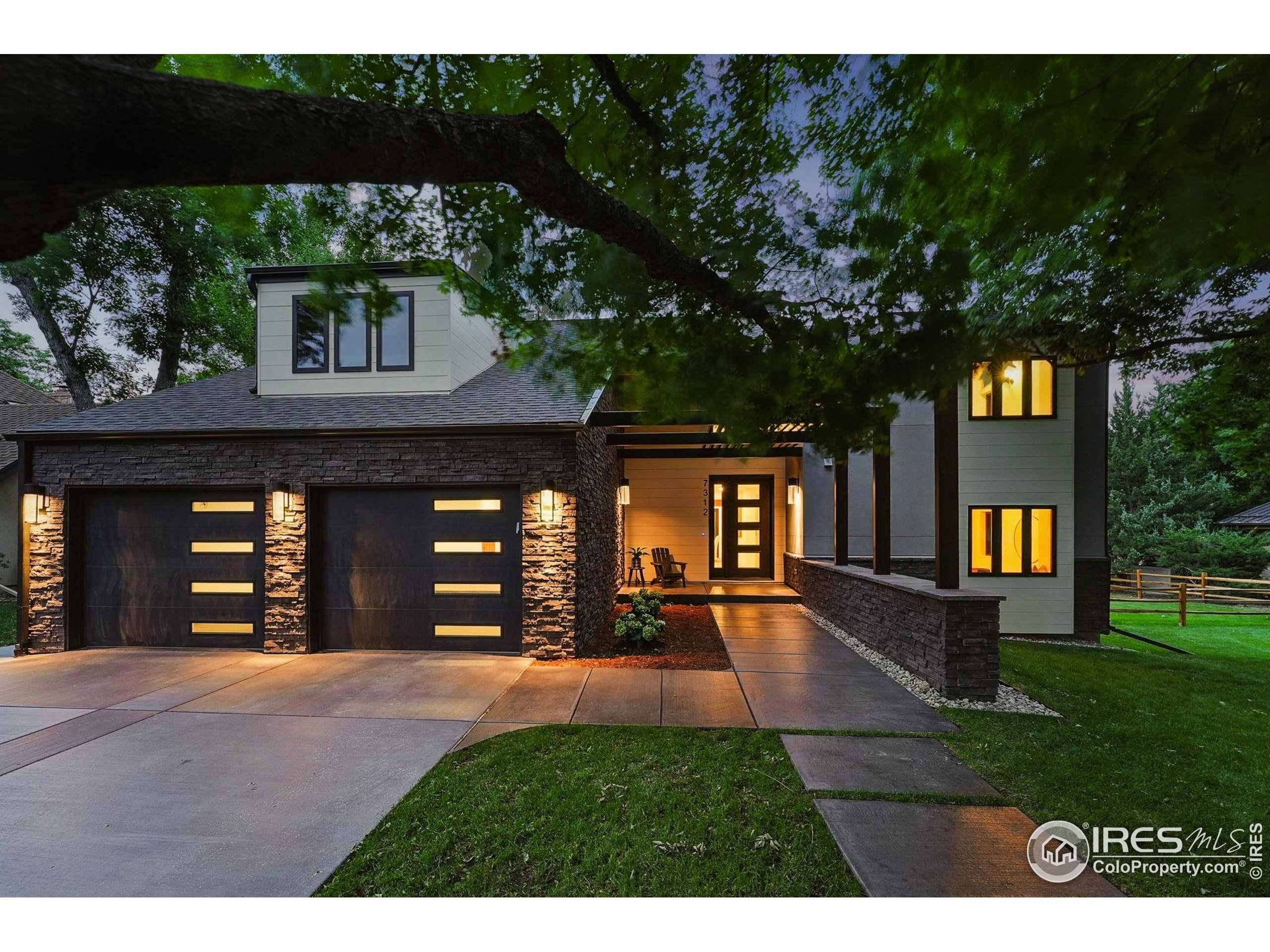 7312 Island Cir
