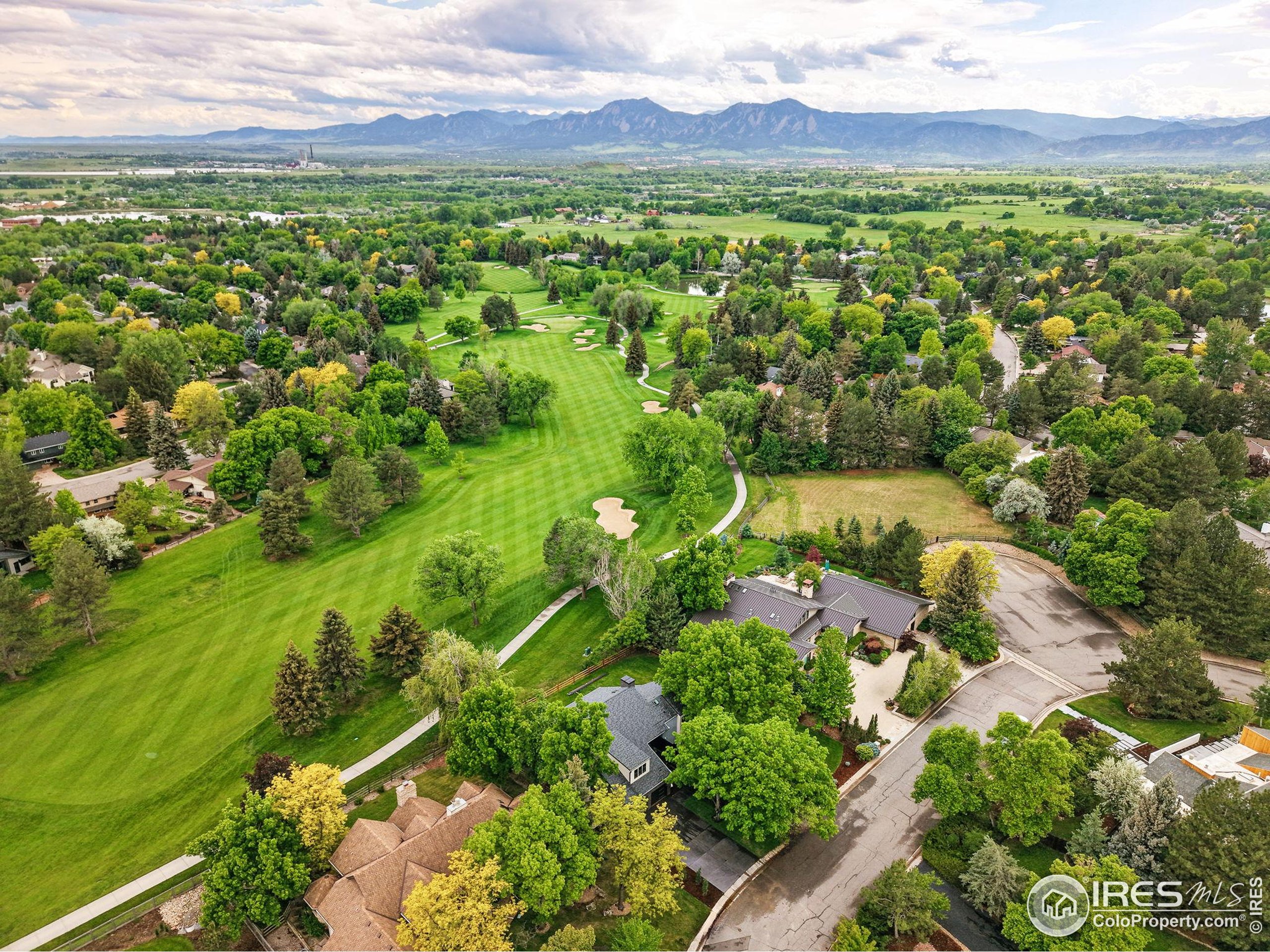 7312 Island Cir